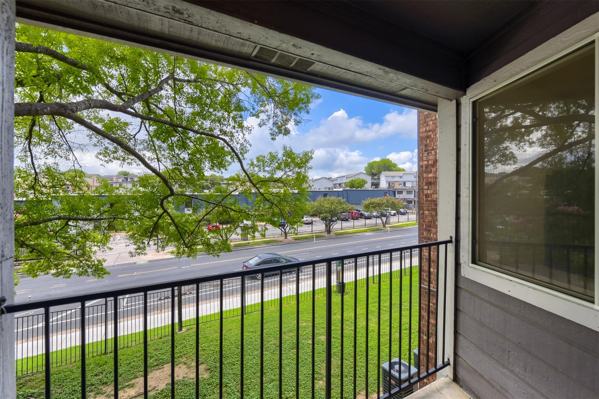 1840 Burton DR #144, Austin, TX 78741