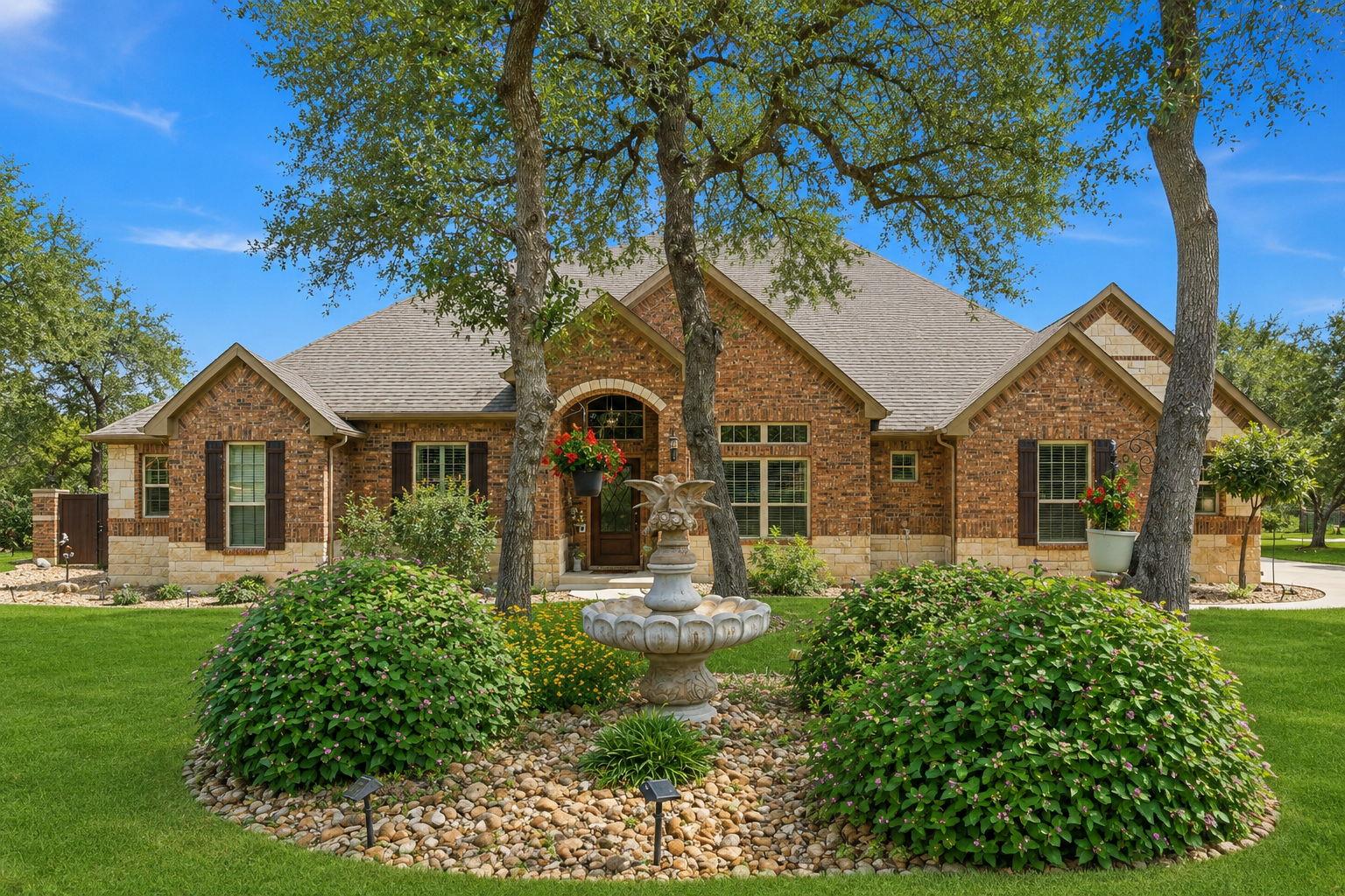 575 Solms FRST, New Braunfels, TX 78132