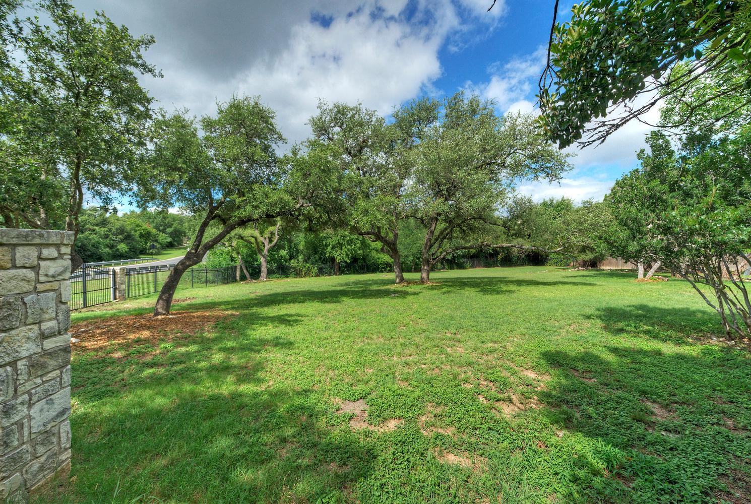 12012 Uplands Ridge DR, Bee Cave, TX 78738