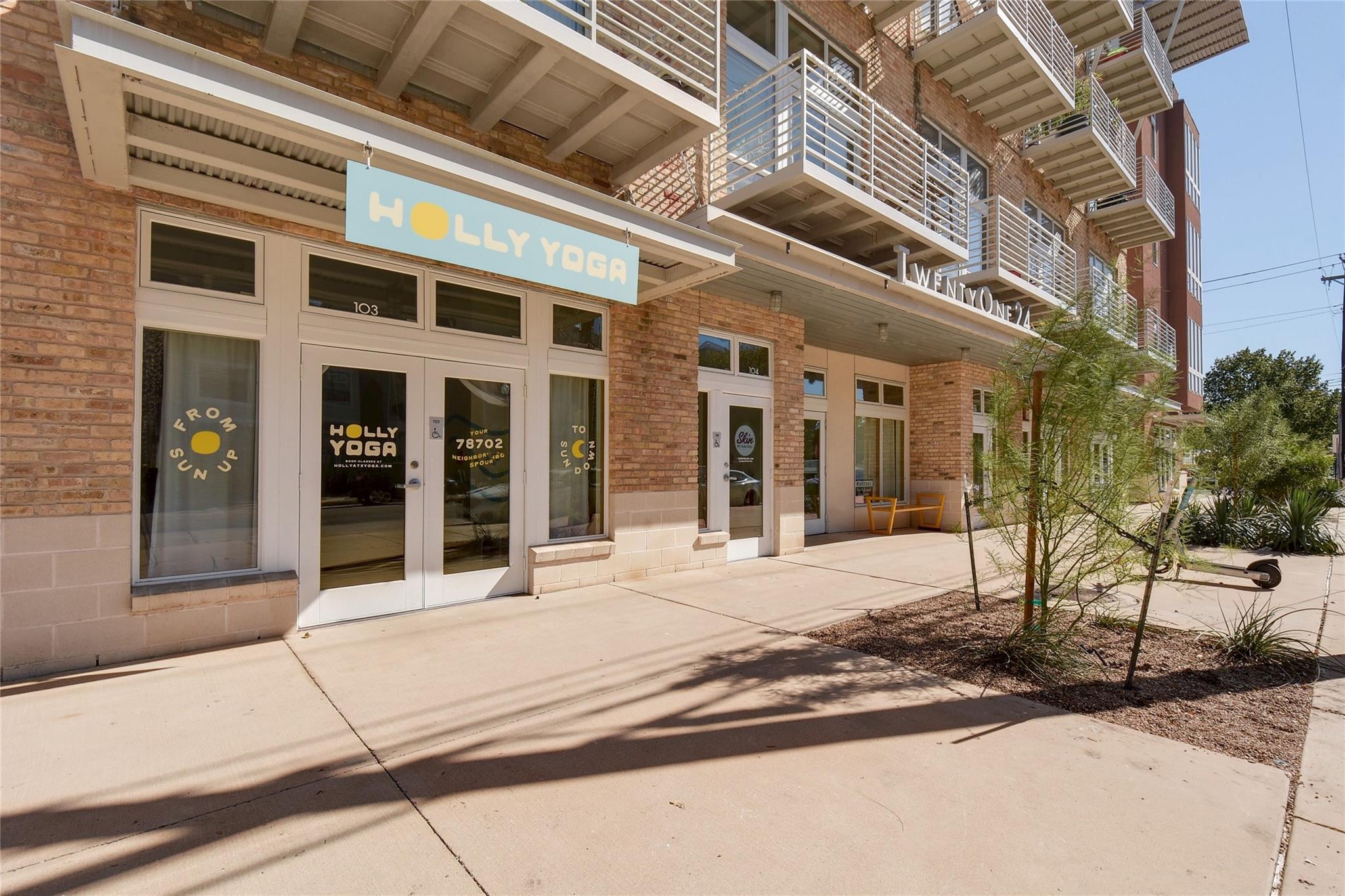 2124 E 6th ST E #205, Austin, TX 78702