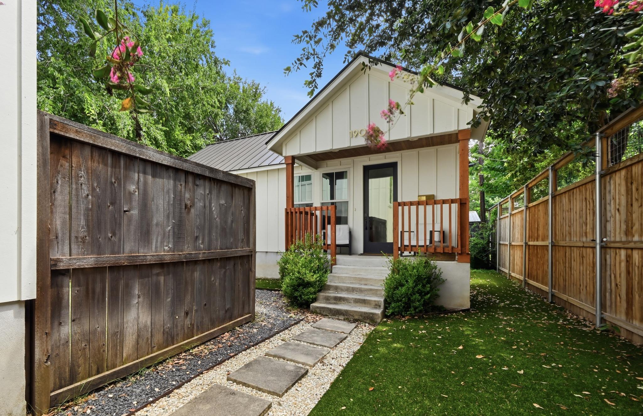 1903 W 30th ST #B, Austin, TX 78703