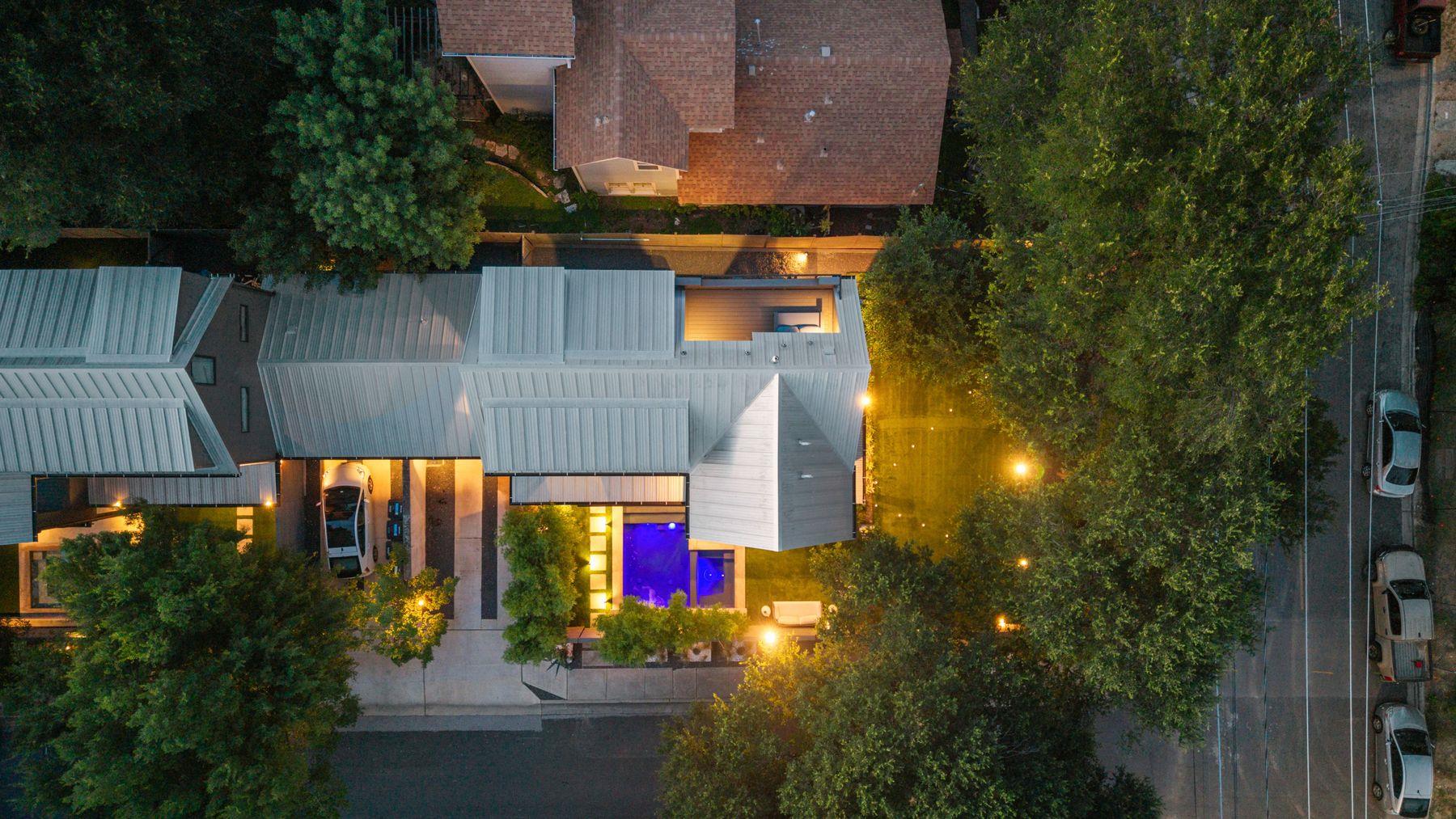 516 Bouldin DR, Austin, TX 78704