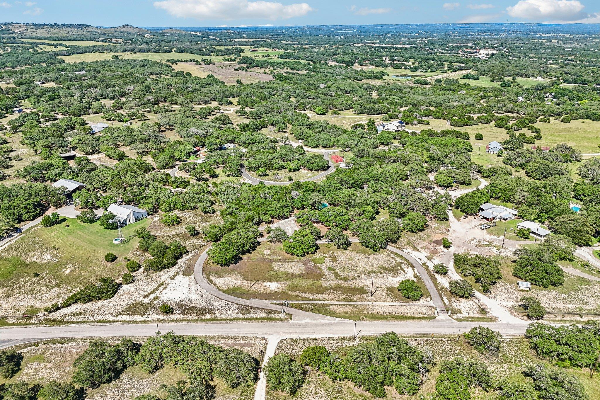 1876 Rocky RD, Blanco, TX 78606