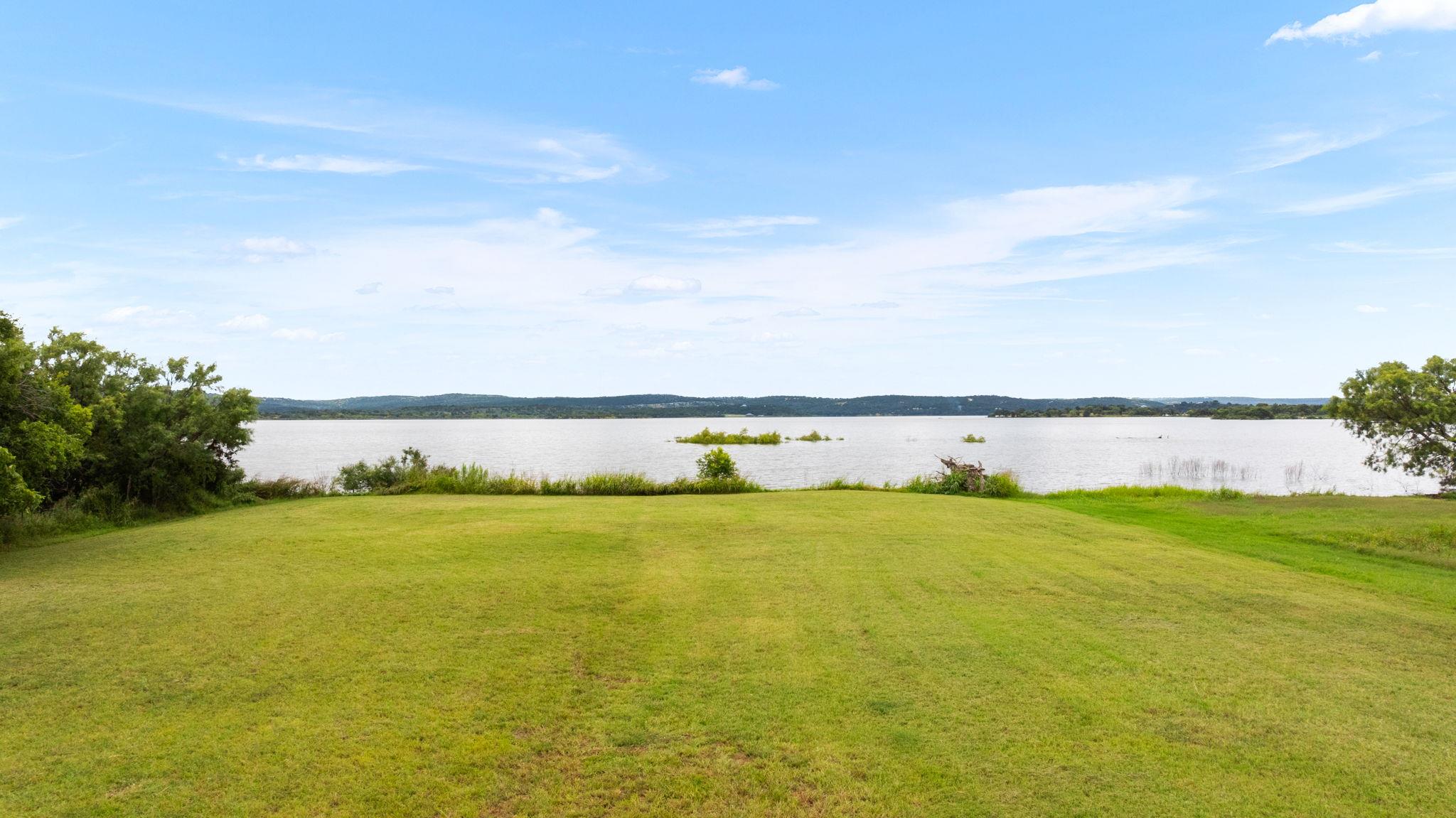 132 Blue Bird LN, Tow, TX 78657