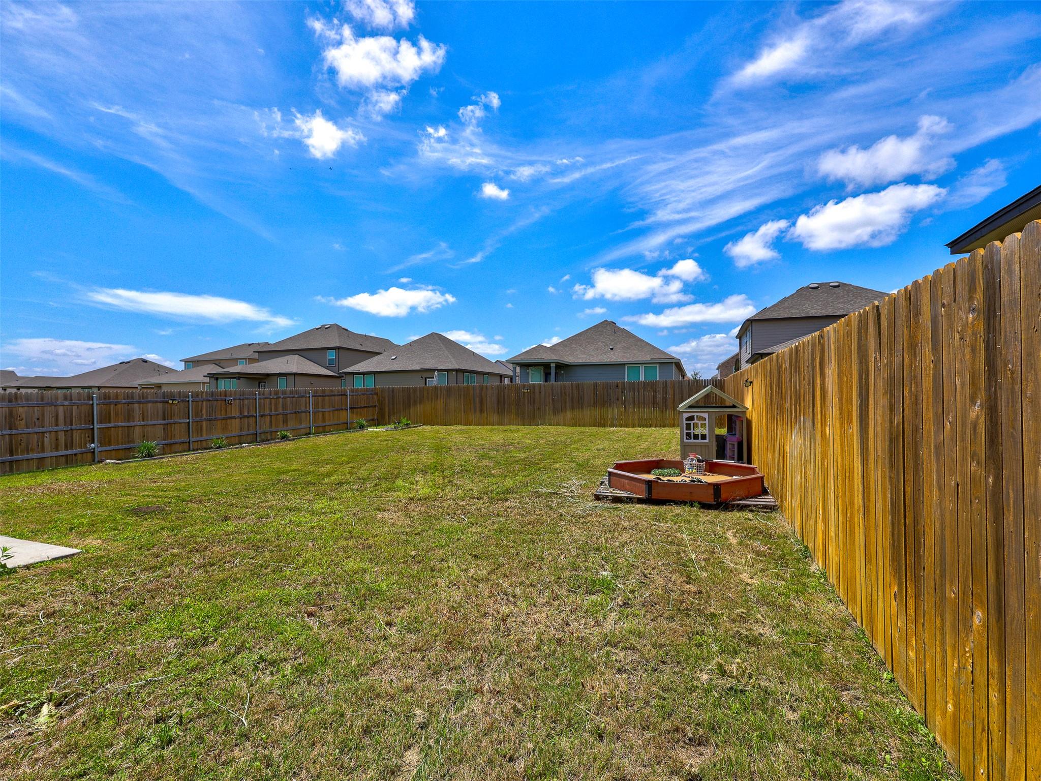 18517 Spotted Eagle LN, Elgin, TX 78621