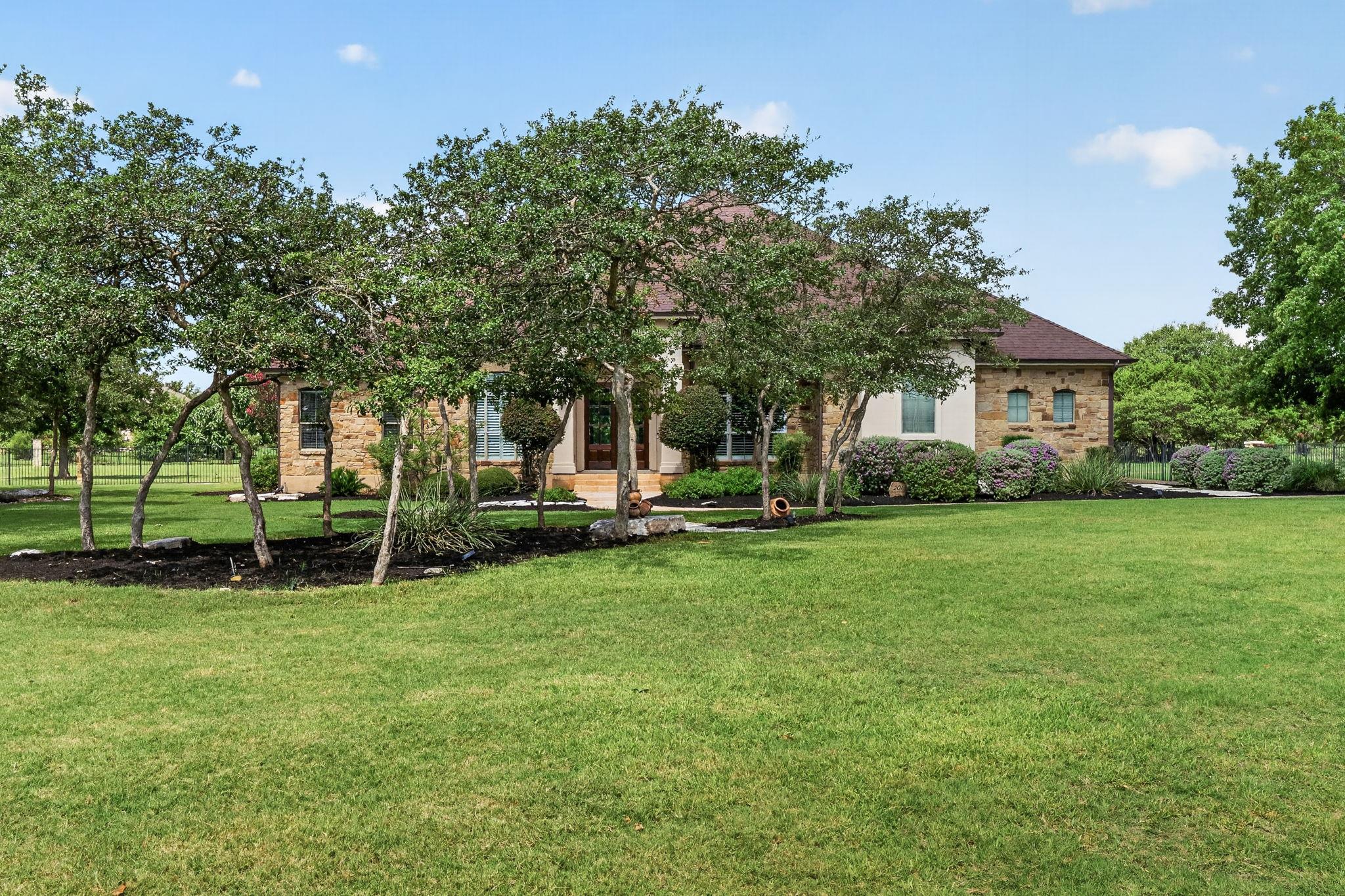 201 Canyon Vista LN, Georgetown, TX 78633
