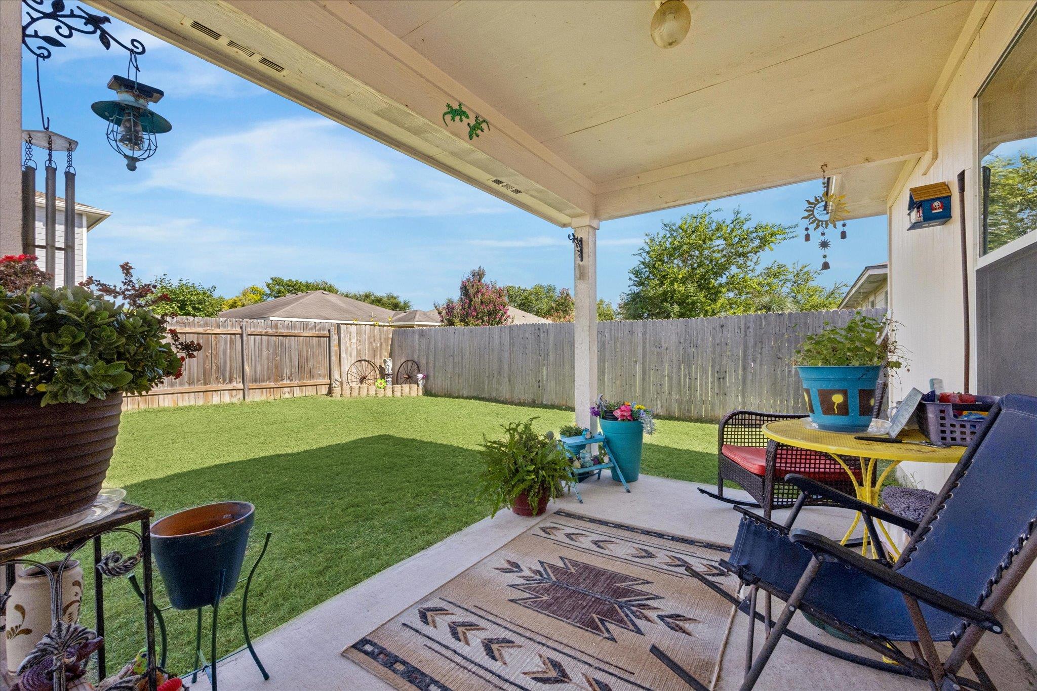 116 Quail Hollow DR, Hutto, TX 78634