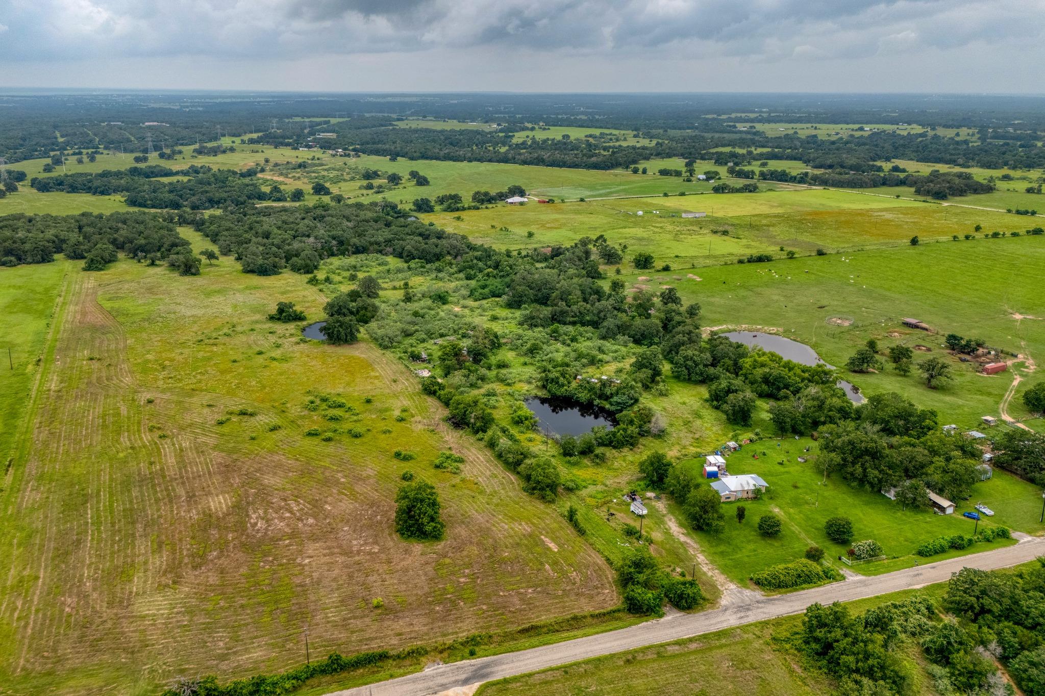 2300 County Road 475, Thrall, TX 76578