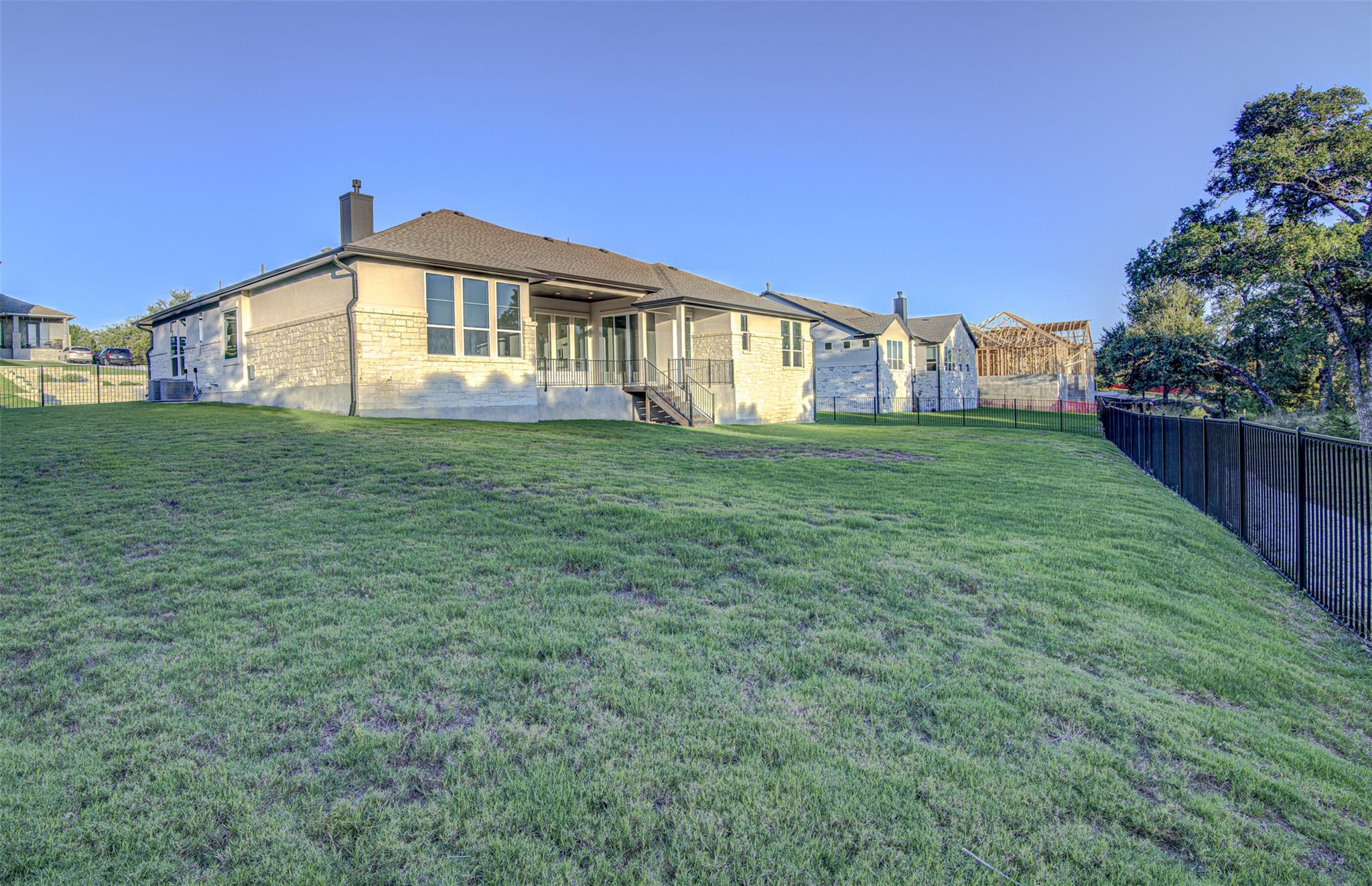 160 Onion Creek LN, Driftwood, TX 78619