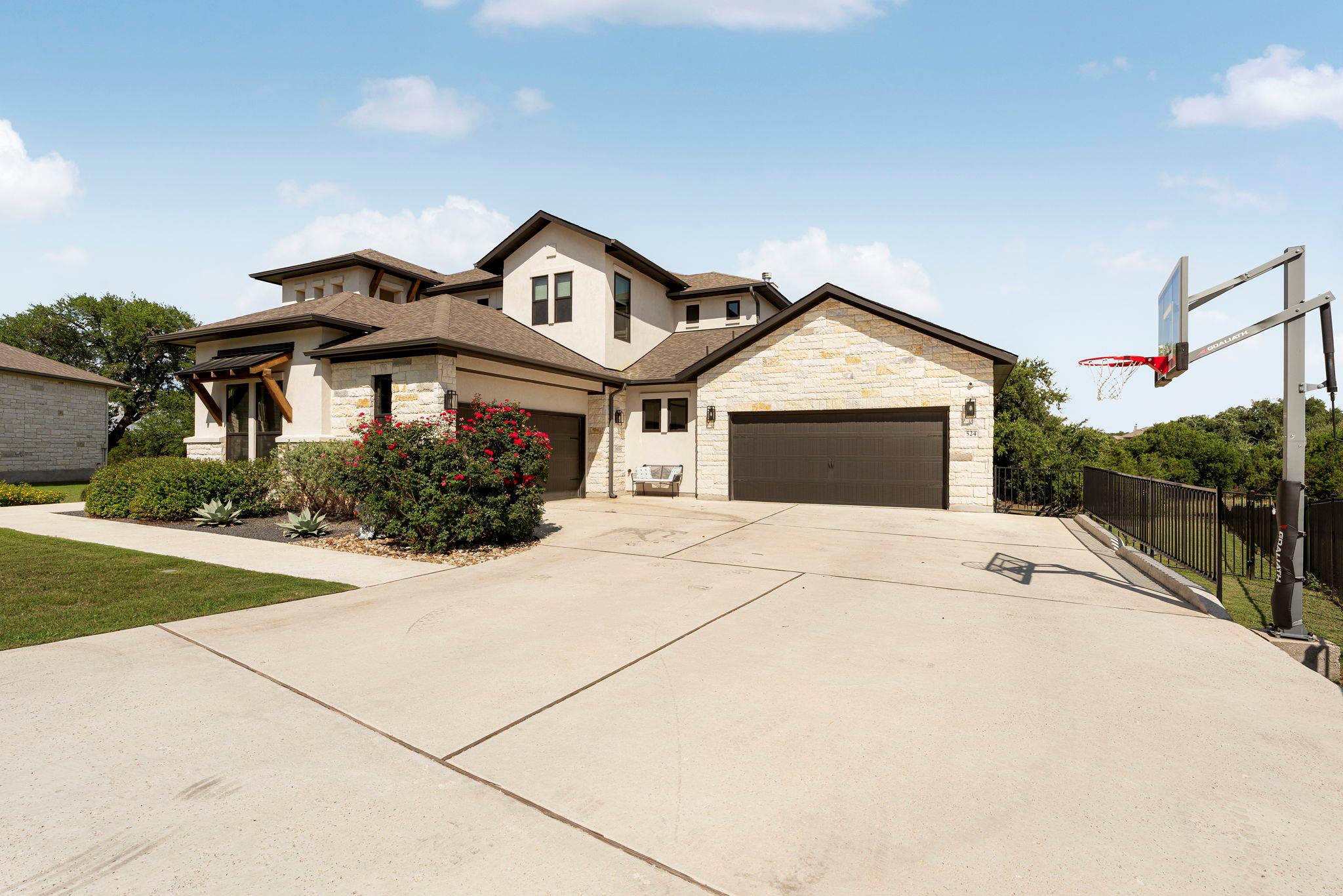 524 Francis CT, Liberty Hill, TX 78642