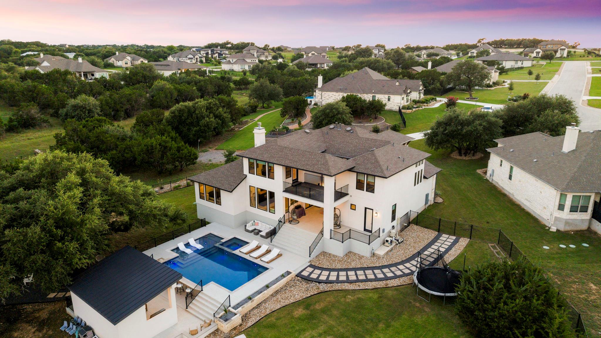 524 Francis CT, Liberty Hill, TX 78642