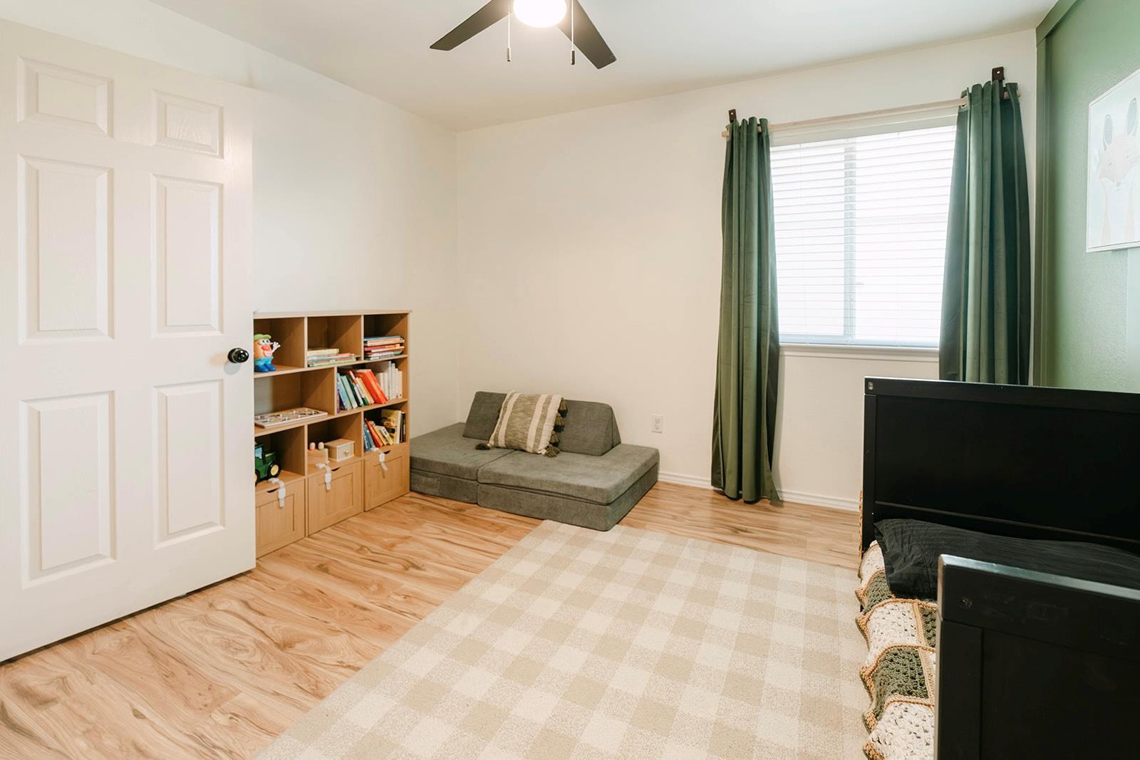 236 Bauxite DR, Jarrell, TX 76537