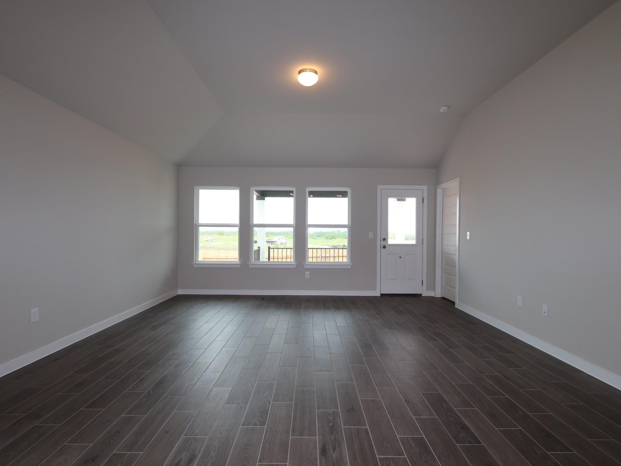 12300 Setting Peak LN, Buda, TX 78610