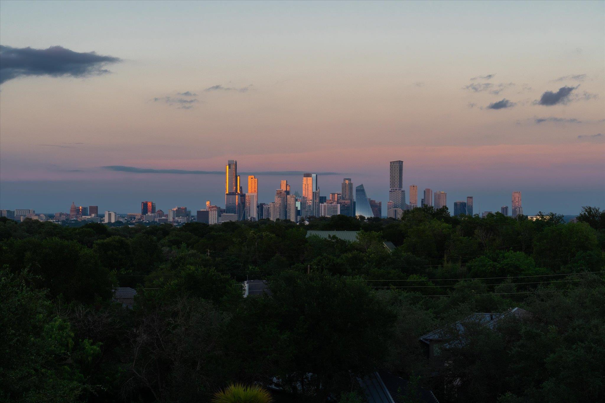 206 Las Lomas DR, West Lake Hills, TX 78746