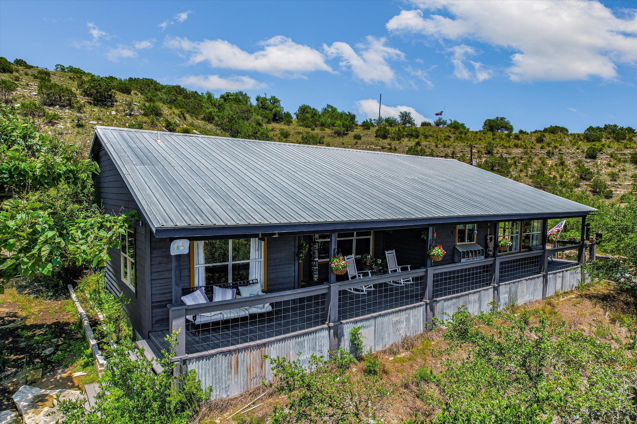 1363 Montell RD, Wimberley, TX 78676