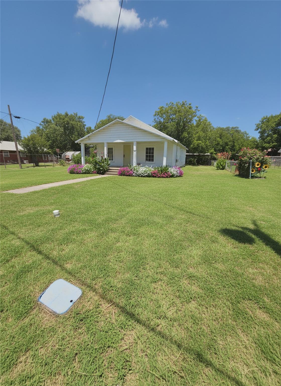 404 N Hill ST, Itasca, TX 76055