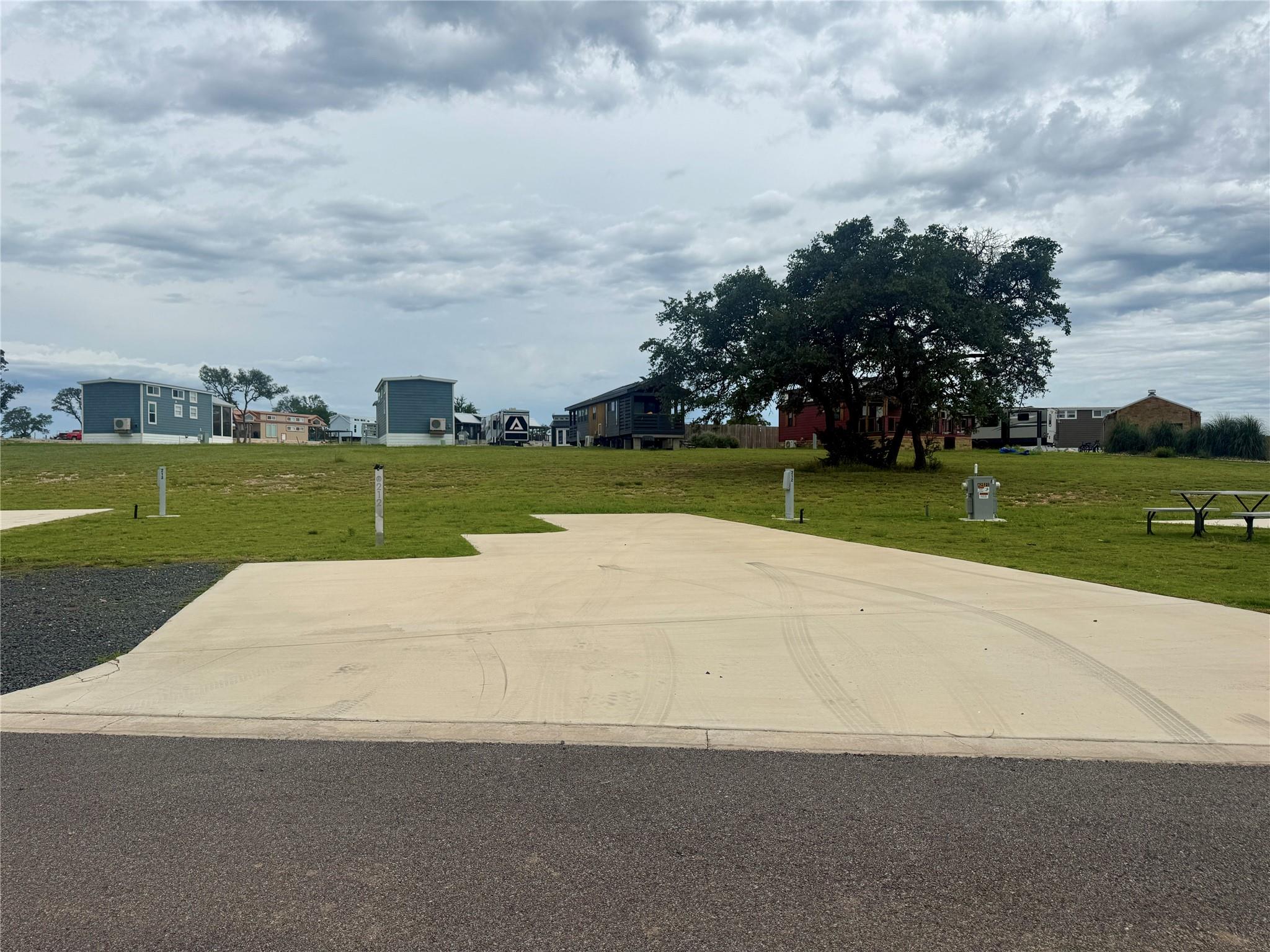 5386 Ranch Road 1376 RD #212, Fredericksburg, TX 78624