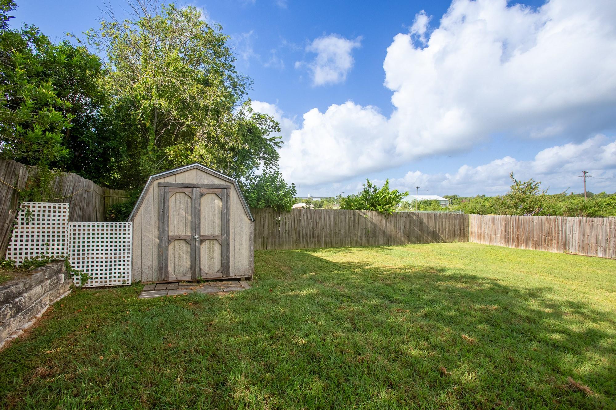 752 Faircrest DR, Buda, TX 78610