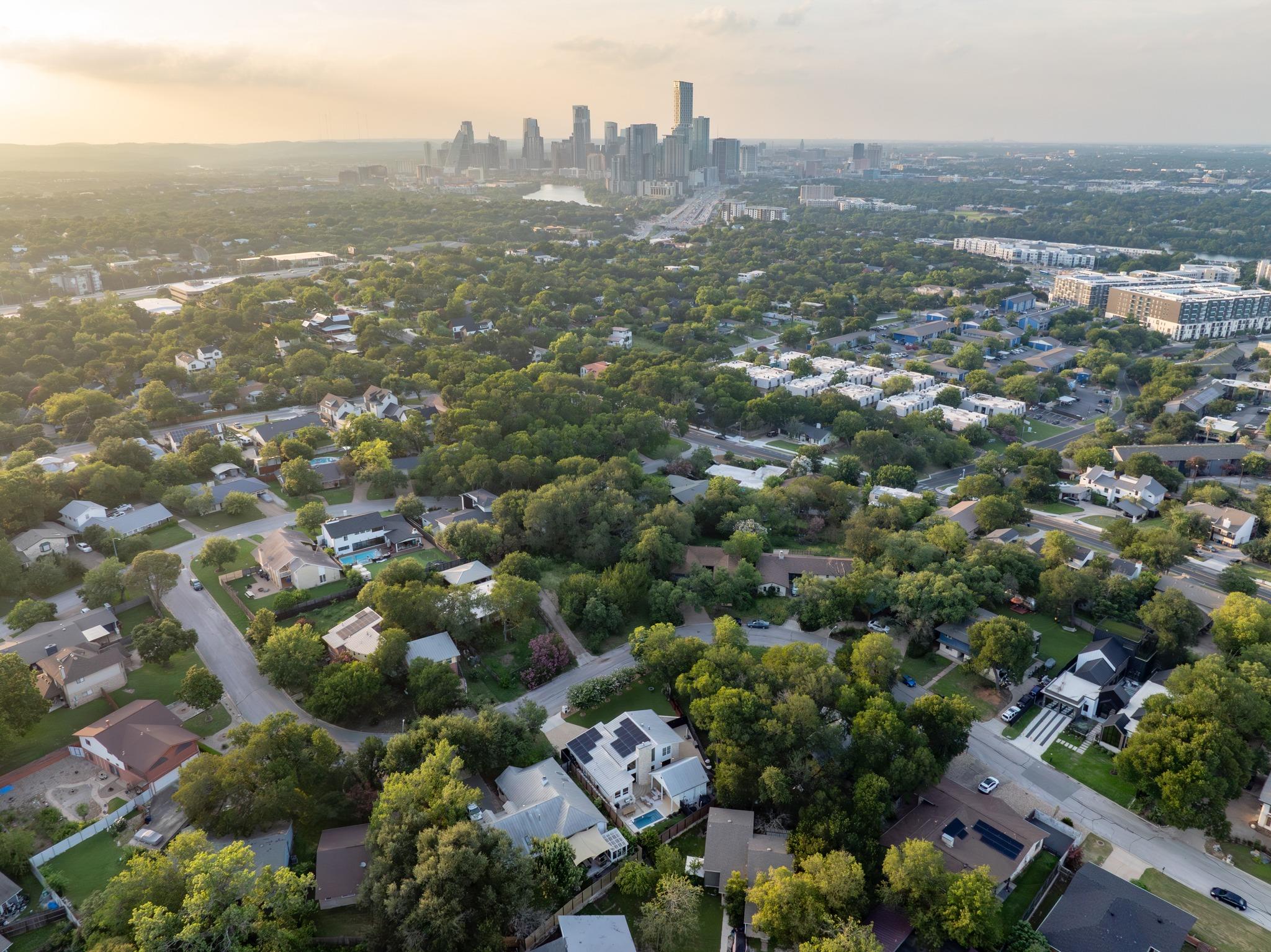 1813 Crooked LN, Austin, TX 78741