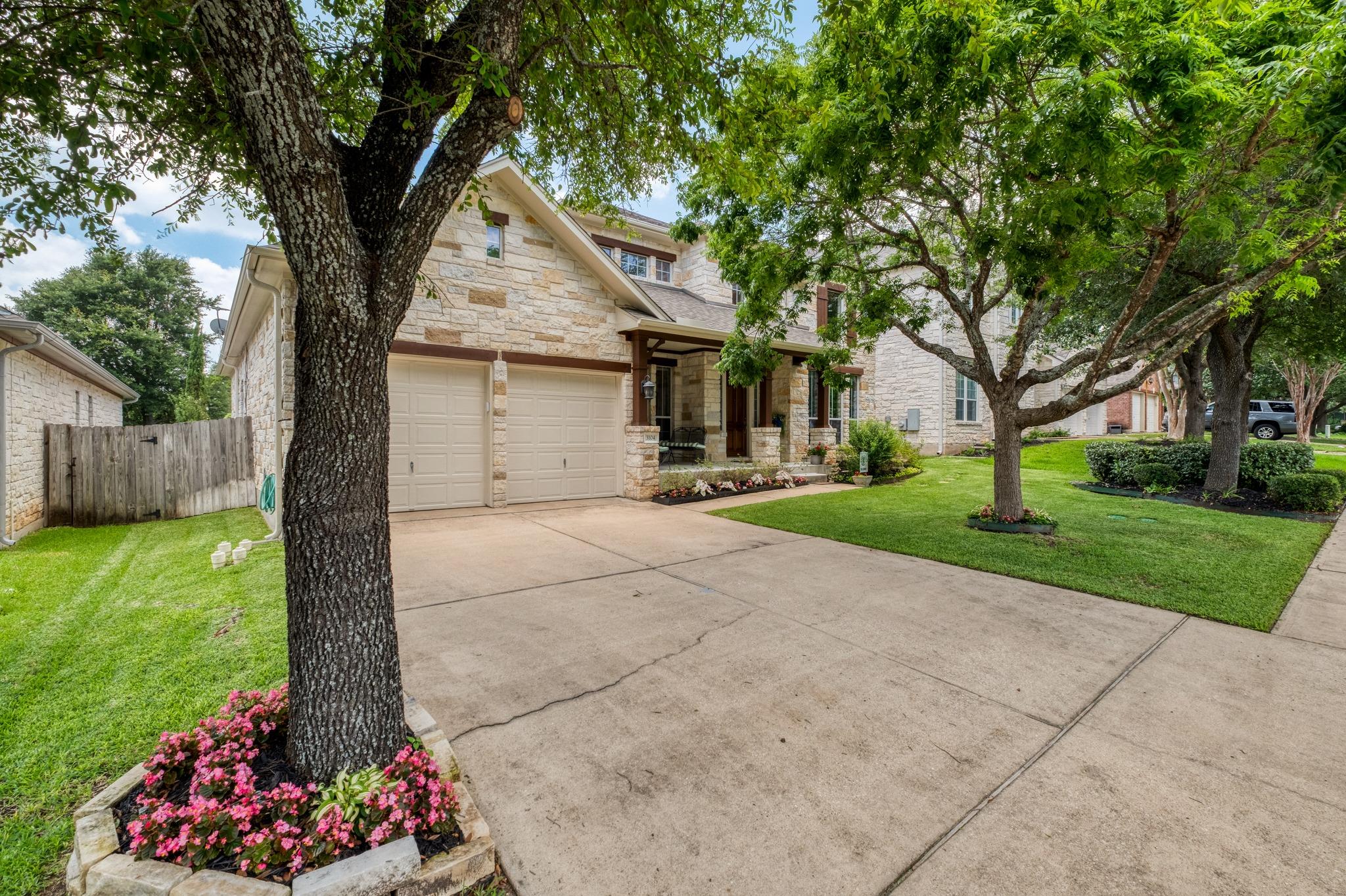 3104 Luminoso LN E, Round Rock, TX 78681