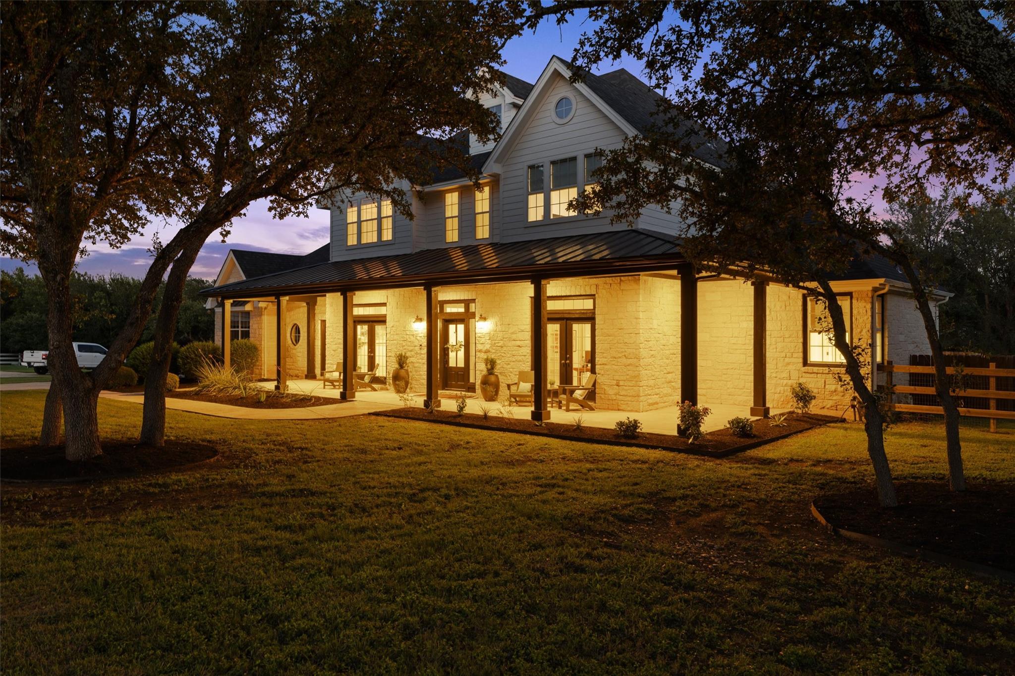 140 Vincas Shadow CT, Driftwood, TX 78619