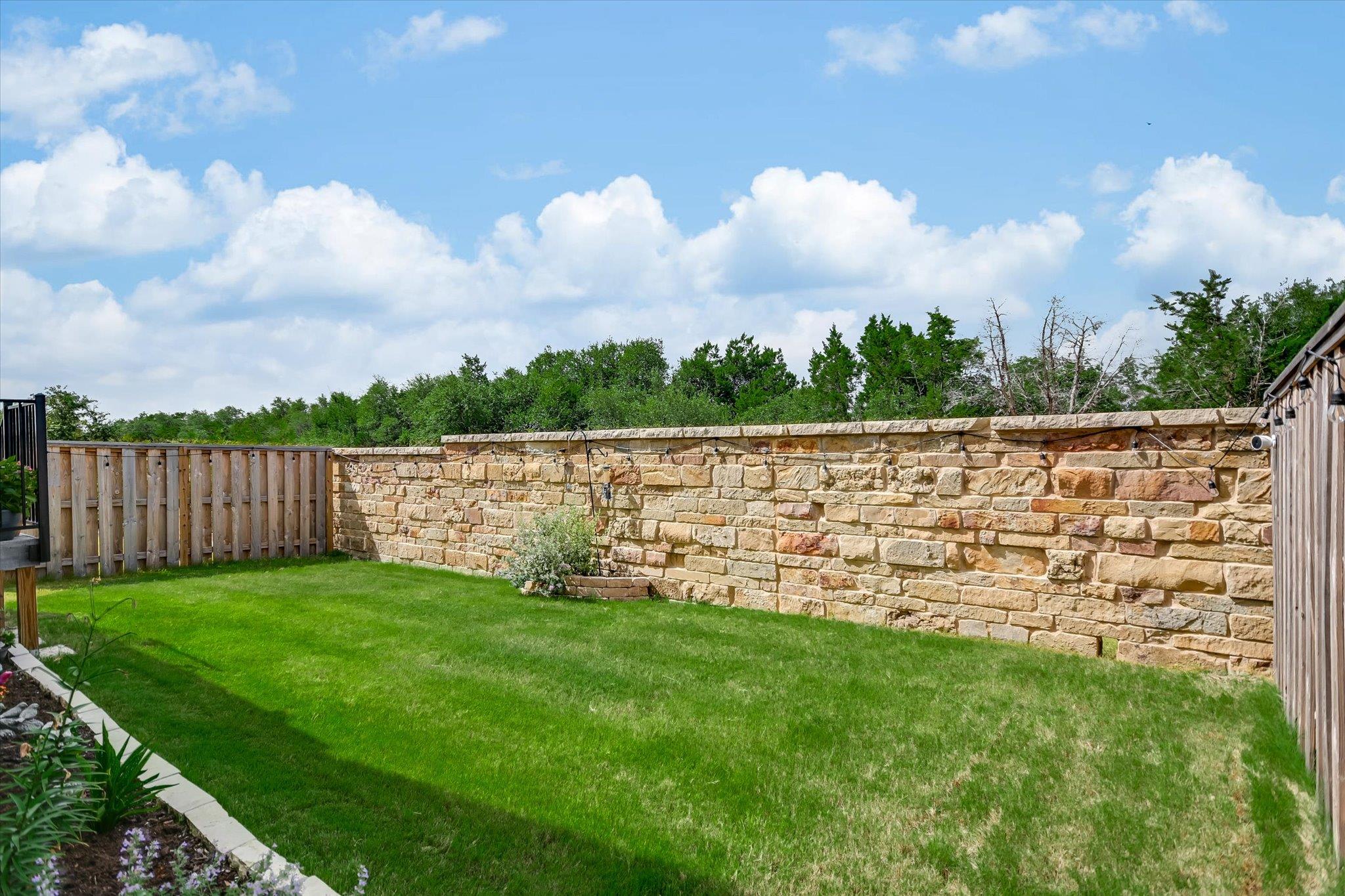 213 Kingsland ST, Georgetown, TX 78633
