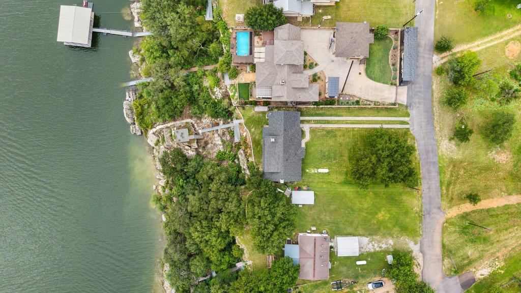 24423 Pedernales DR, Spicewood, TX 78669