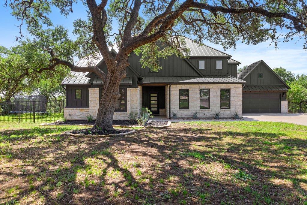 461 Crosswater LN, Dripping Springs, TX 78620