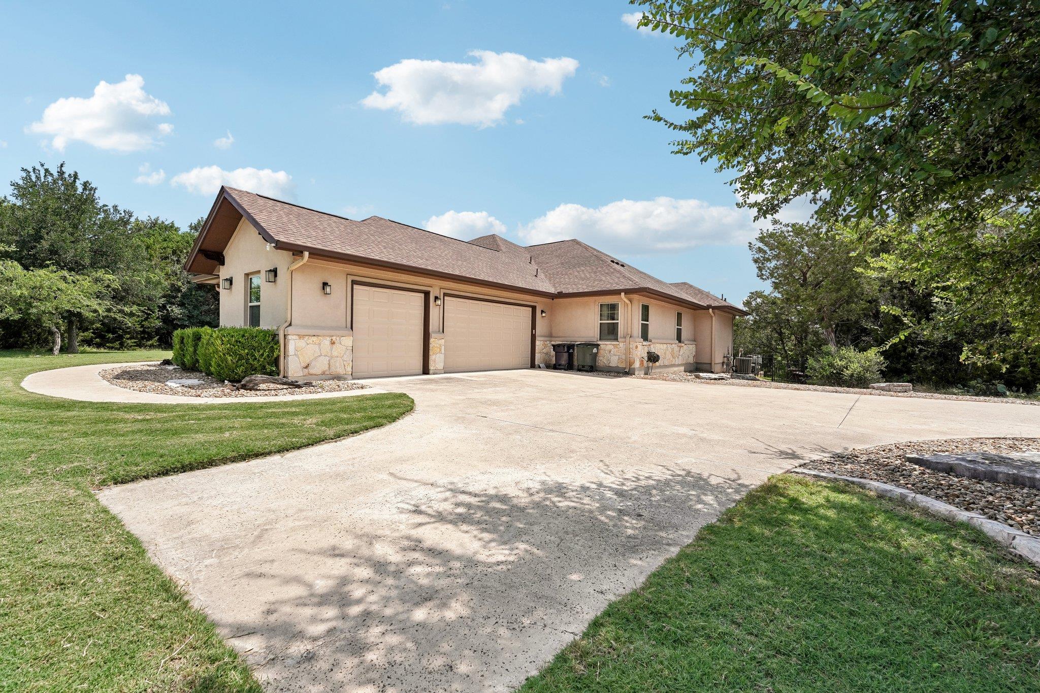 251 County Road 262, Georgetown, TX 78633