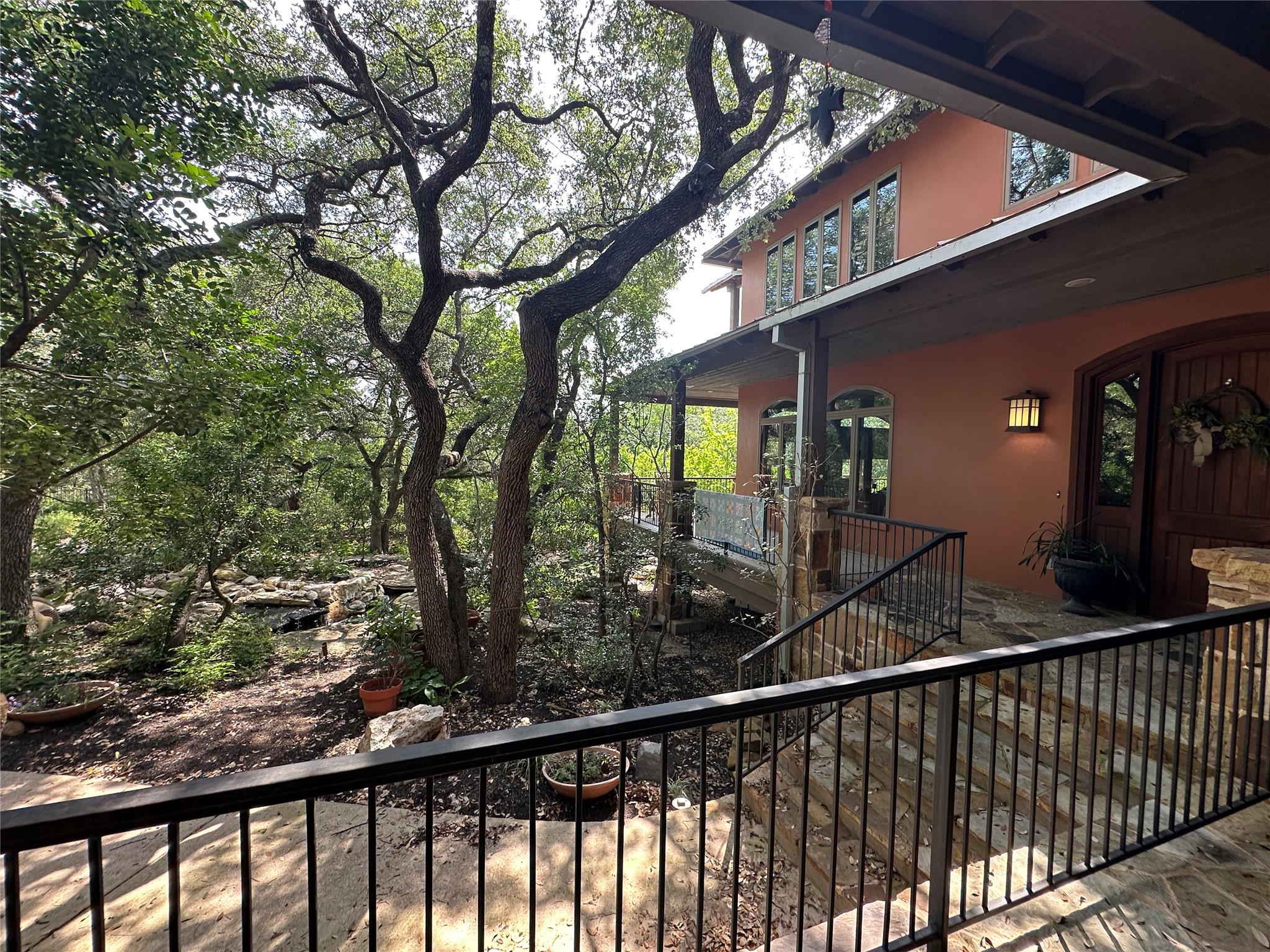 2501 Stratford DR, Austin, TX 78746