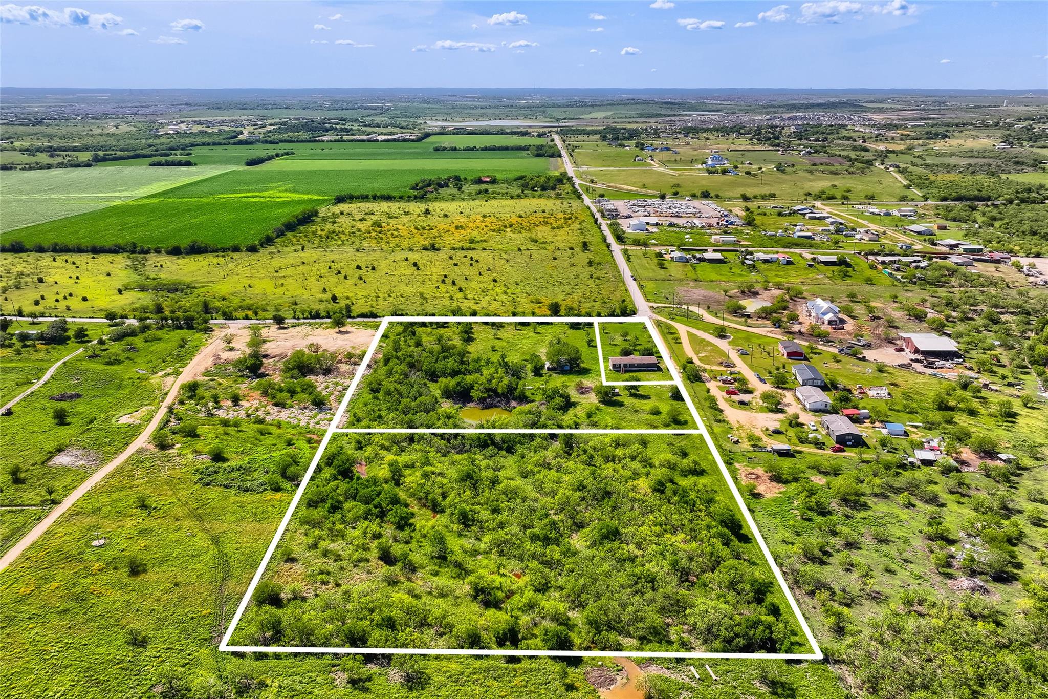 401 Graef RD, Kyle, TX 78640
