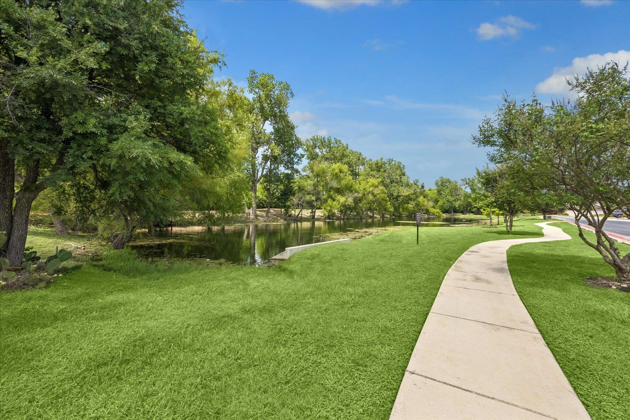 457 High Tech DR #7F, Georgetown, TX 78626