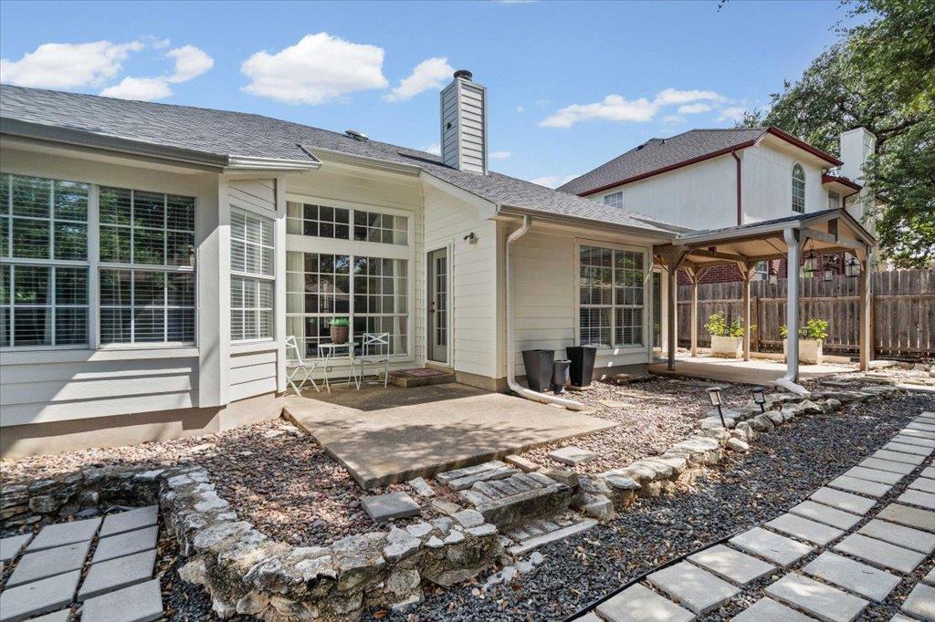 2312 Mockingbird DR, Round Rock, TX 78681