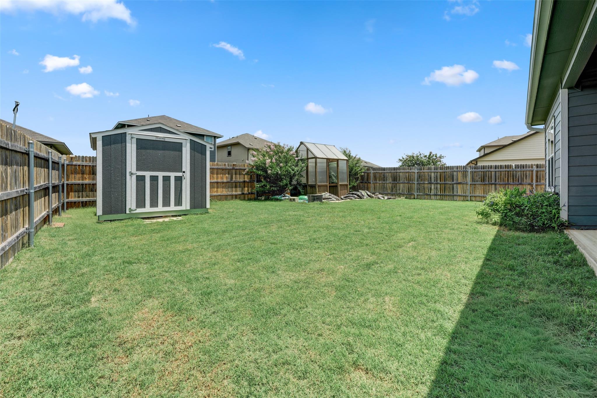 413 Perfect World Loop, Jarrell, TX 76537
