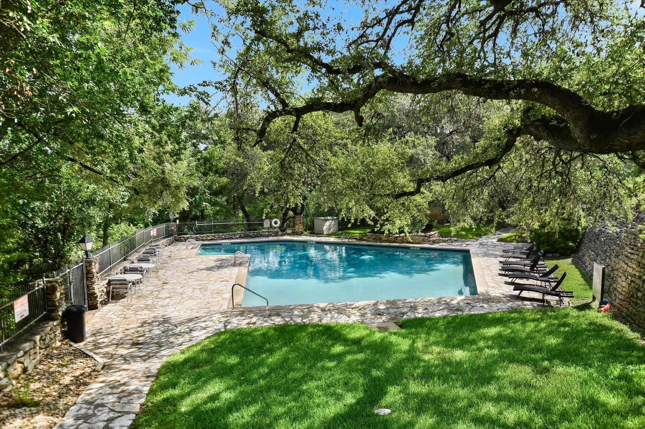 3601 Las Colinas DR #B, Austin, TX 78731