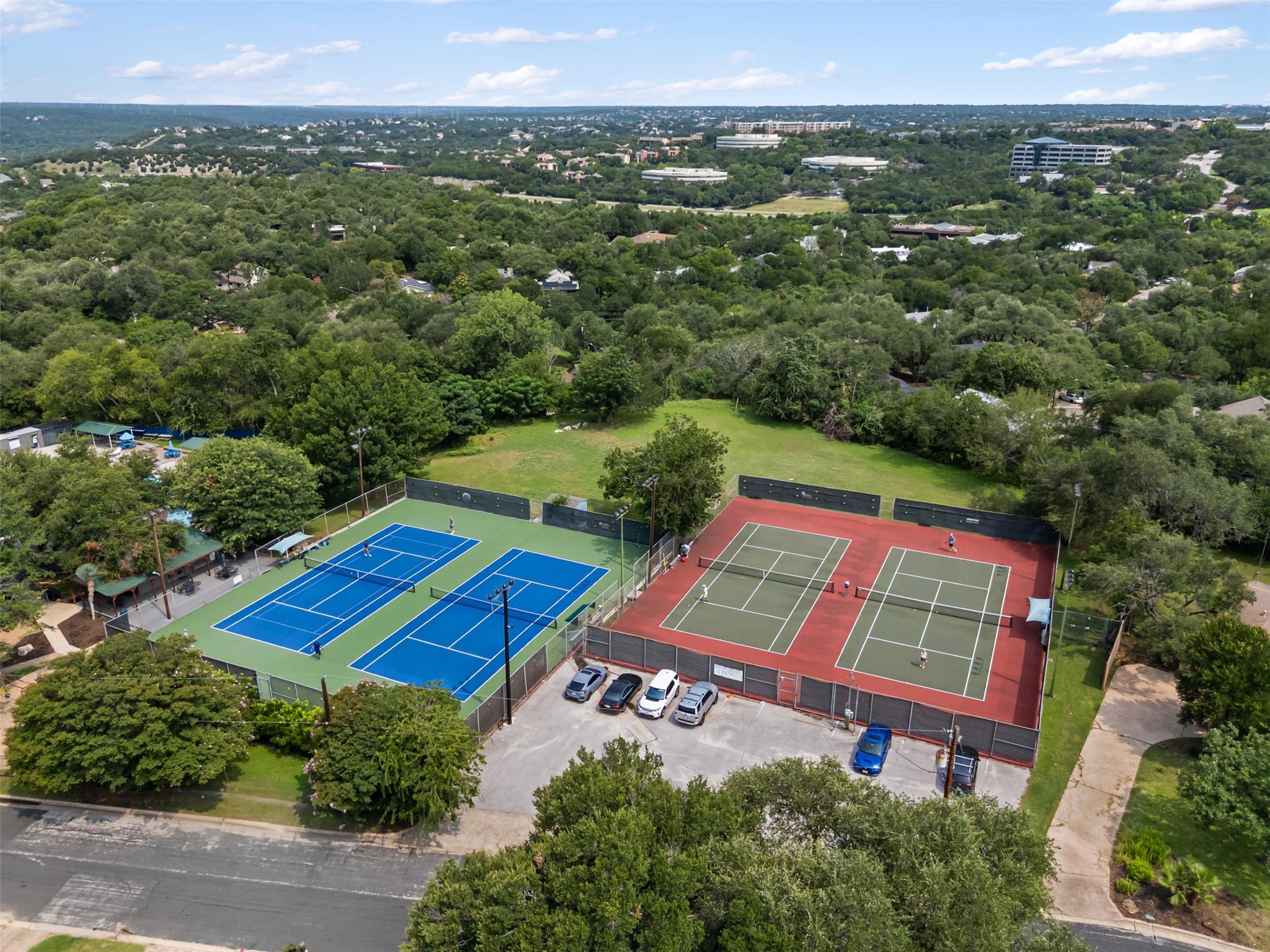 8900 Point West DR, Austin, TX 78759