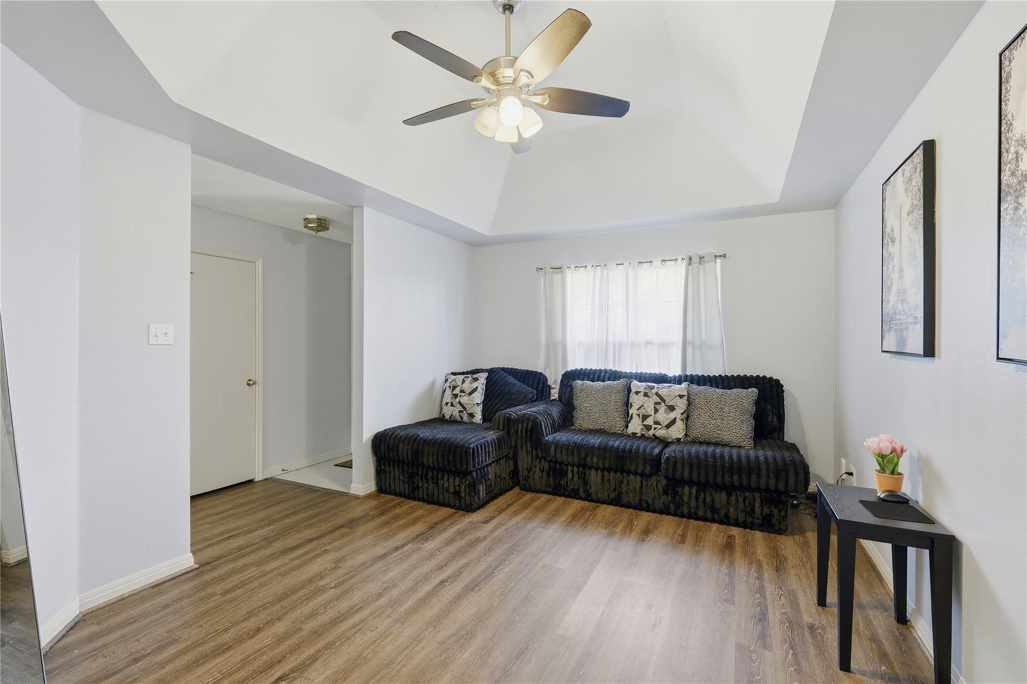 310 Raintree DR, Georgetown, TX 78626