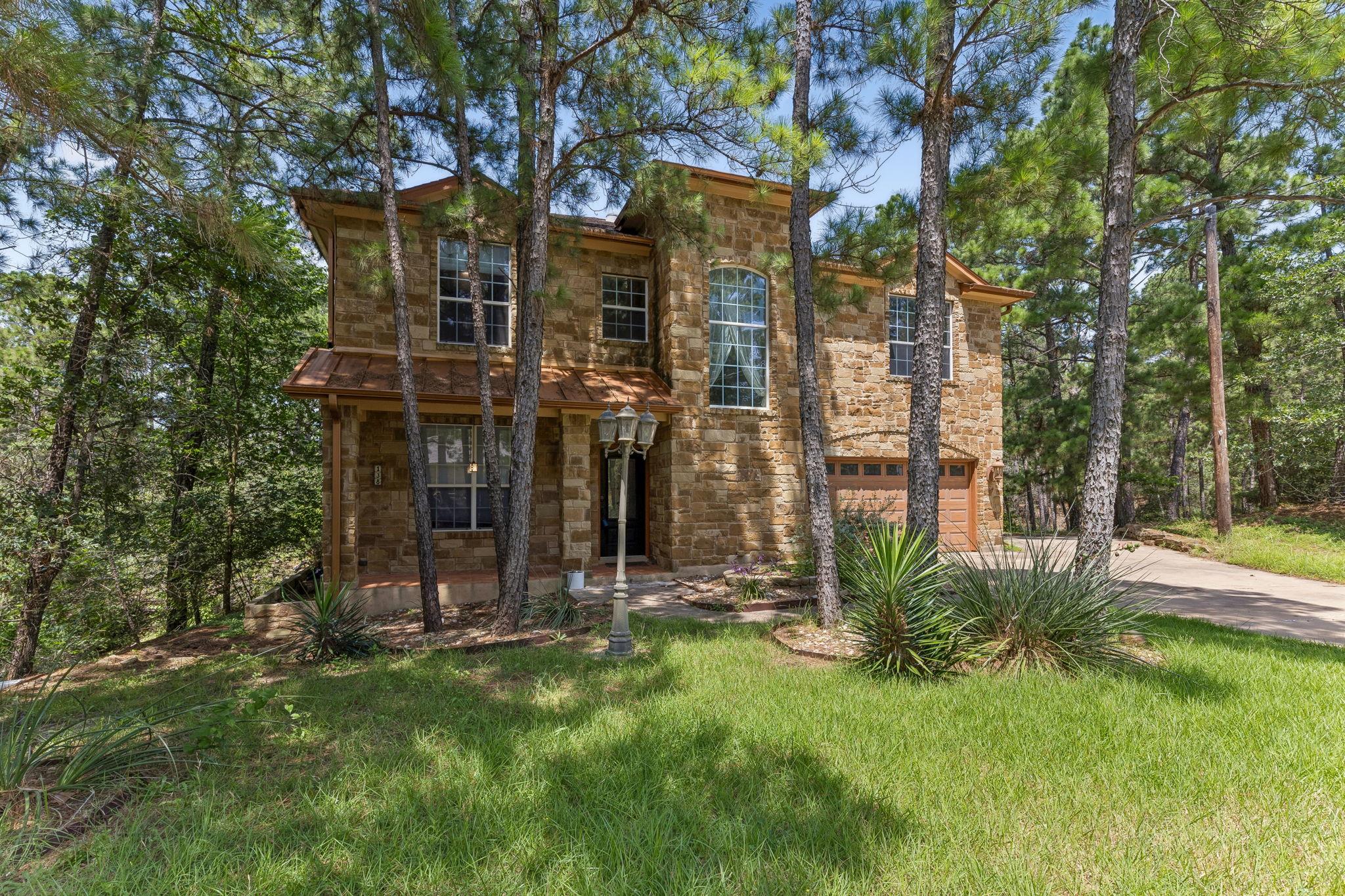 138 Papawai DR, Bastrop, TX 78602