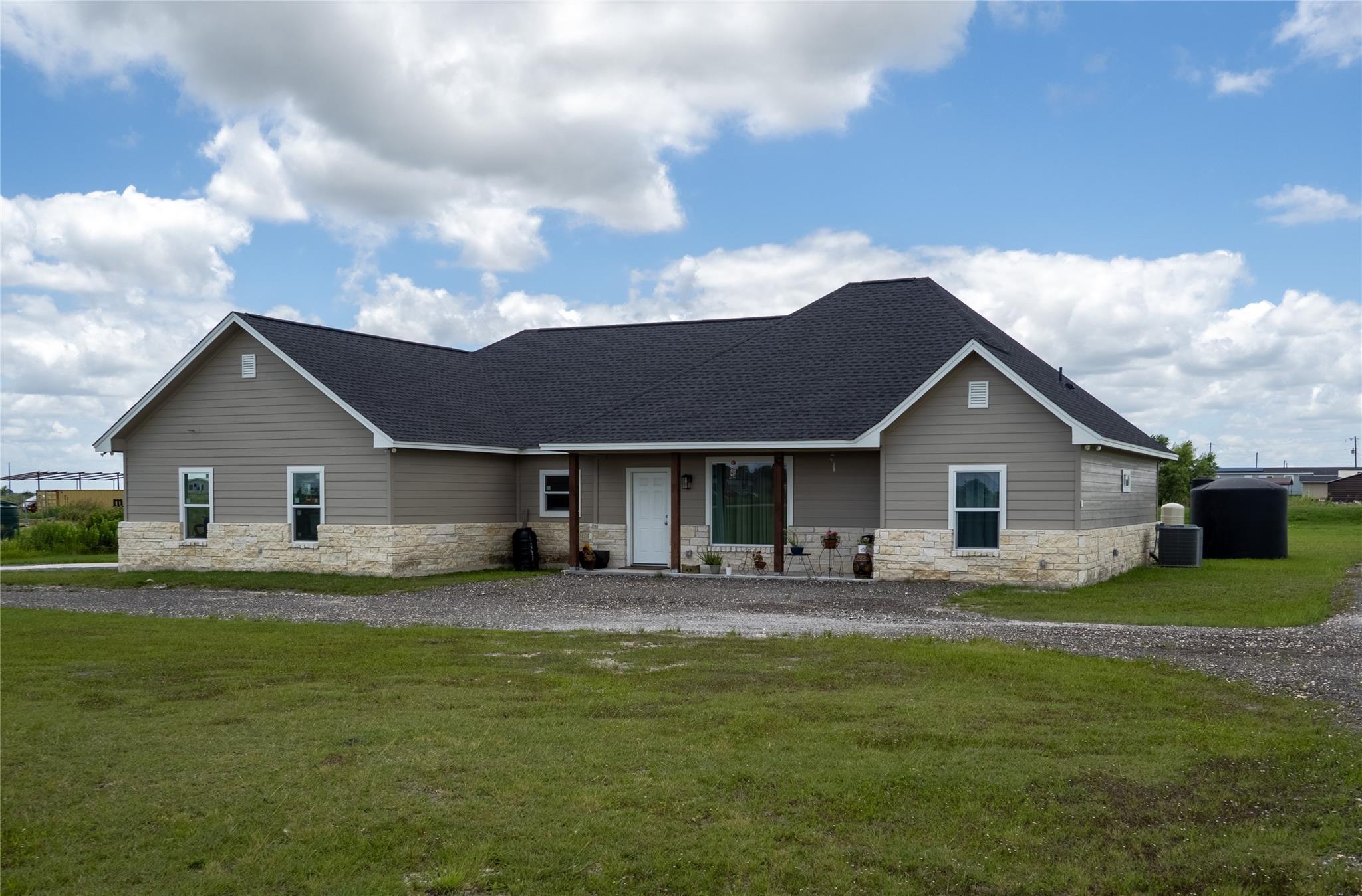 140 Daniel DR, Bertram, TX 78605