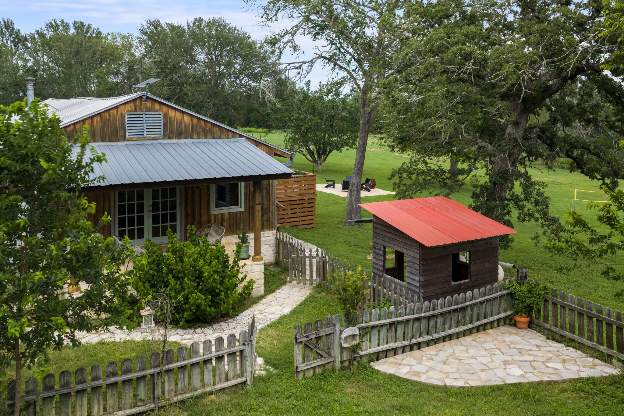 317 Walnut Creek RD, Bastrop, TX 78602
