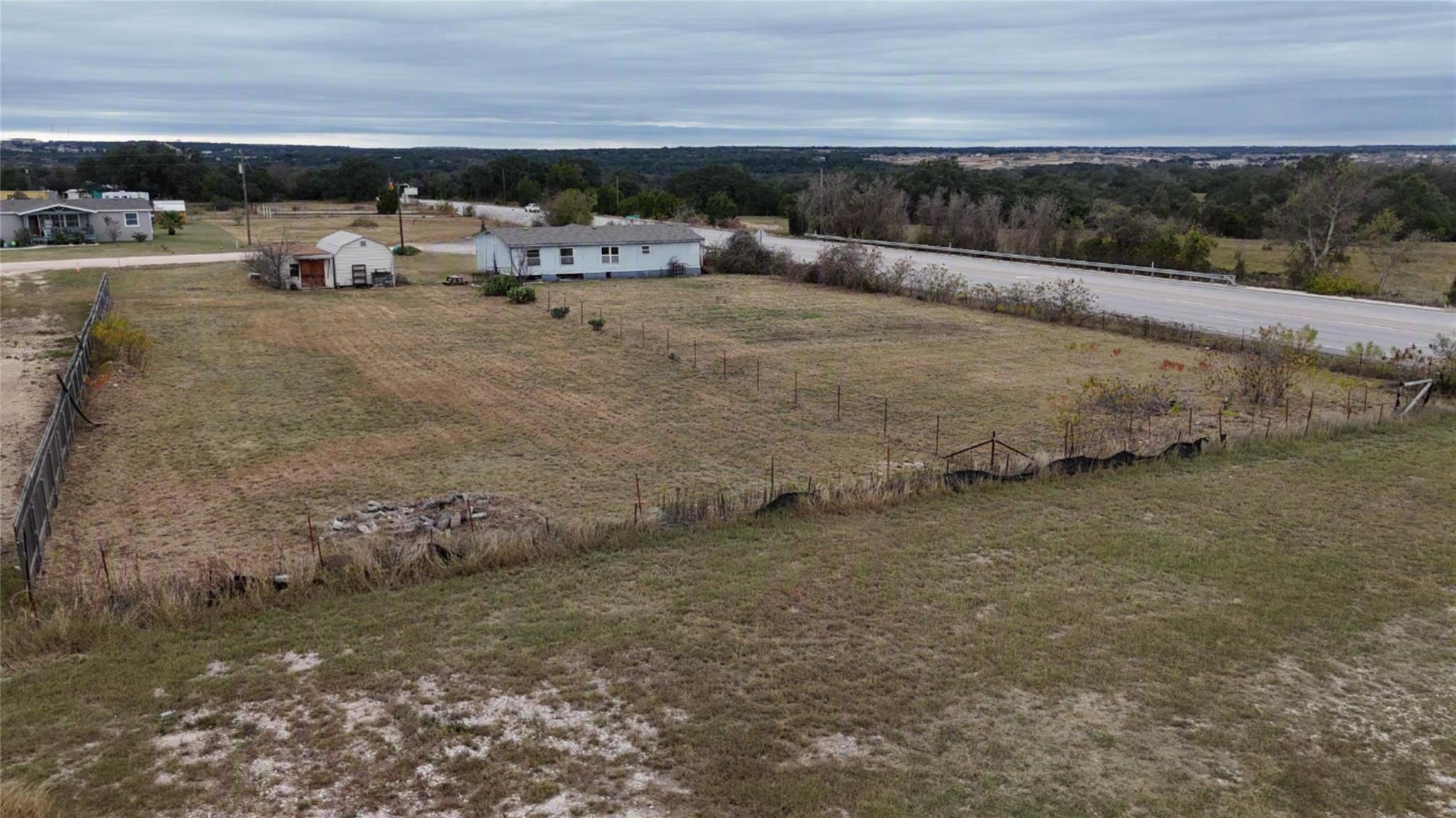 101 Crestview DR, Liberty Hill, TX 78642