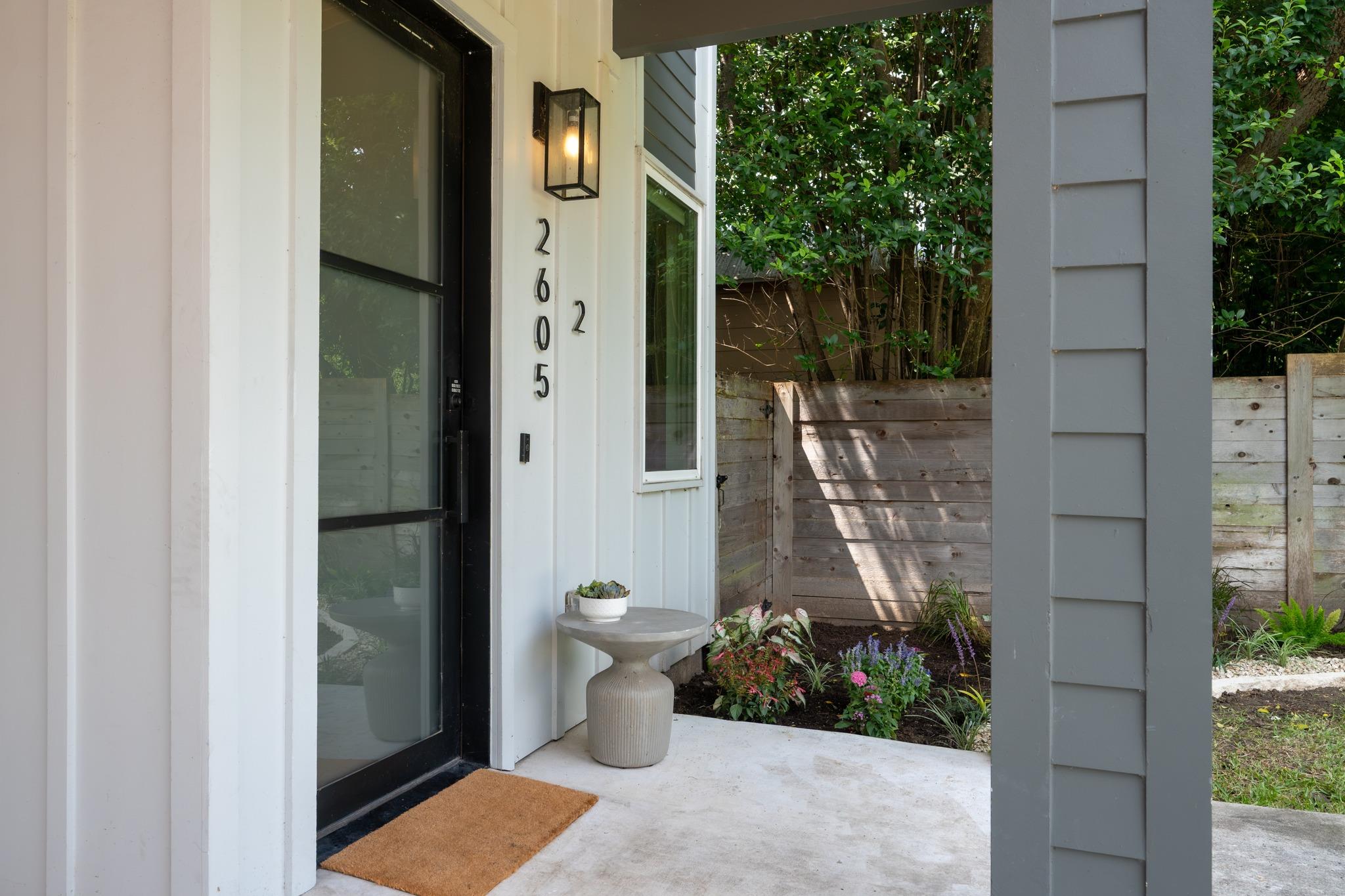 2605 S 2nd ST #2, Austin, TX 78704