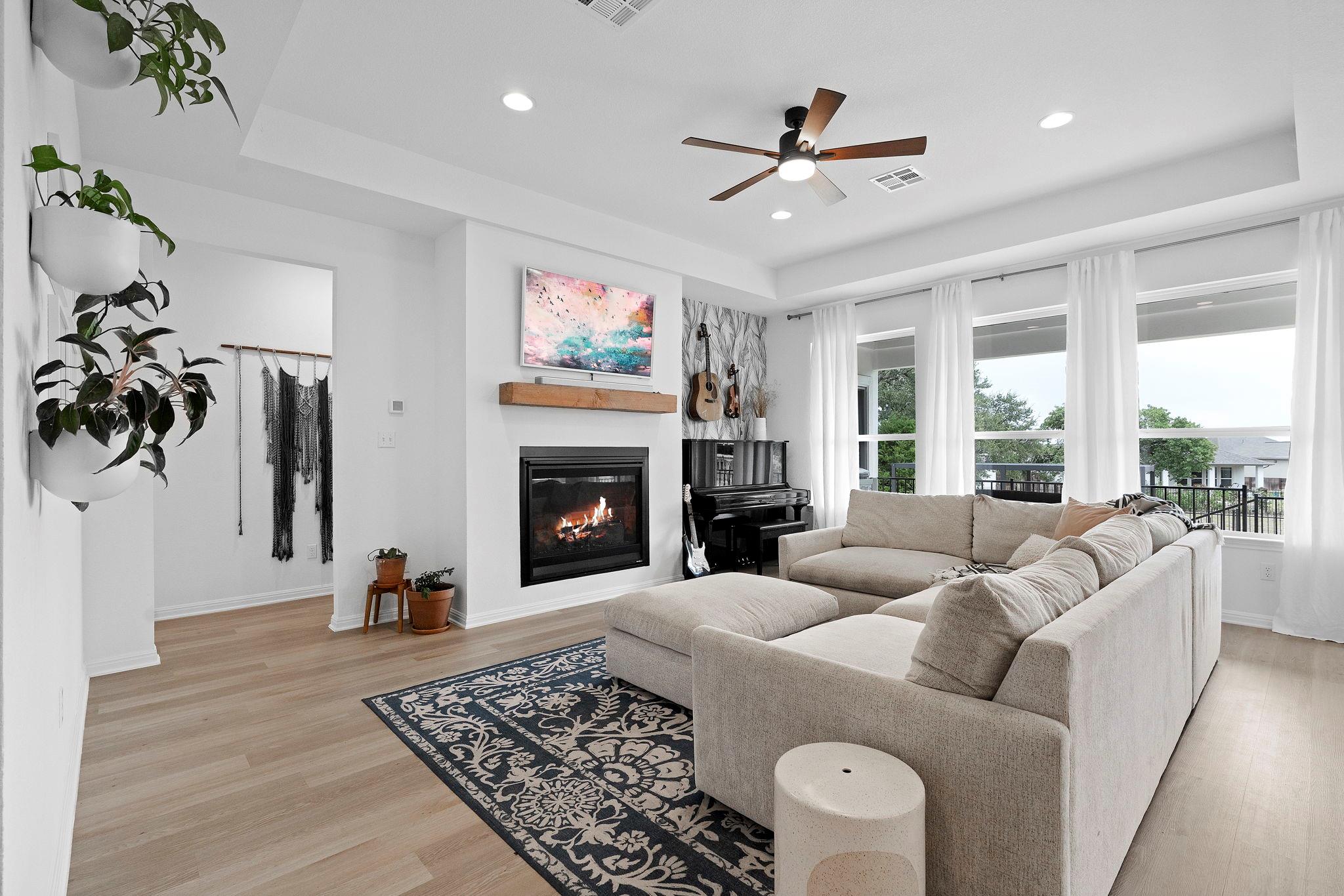1368 Pink Granite BLVD, Dripping Springs, TX 78620