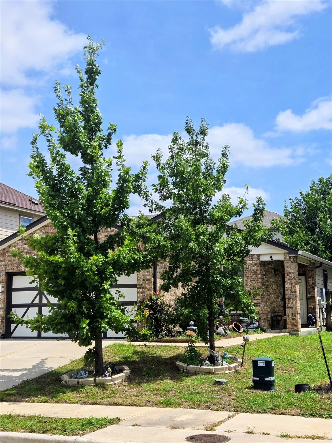 910 Solitude DR, Pflugerville, TX 78660