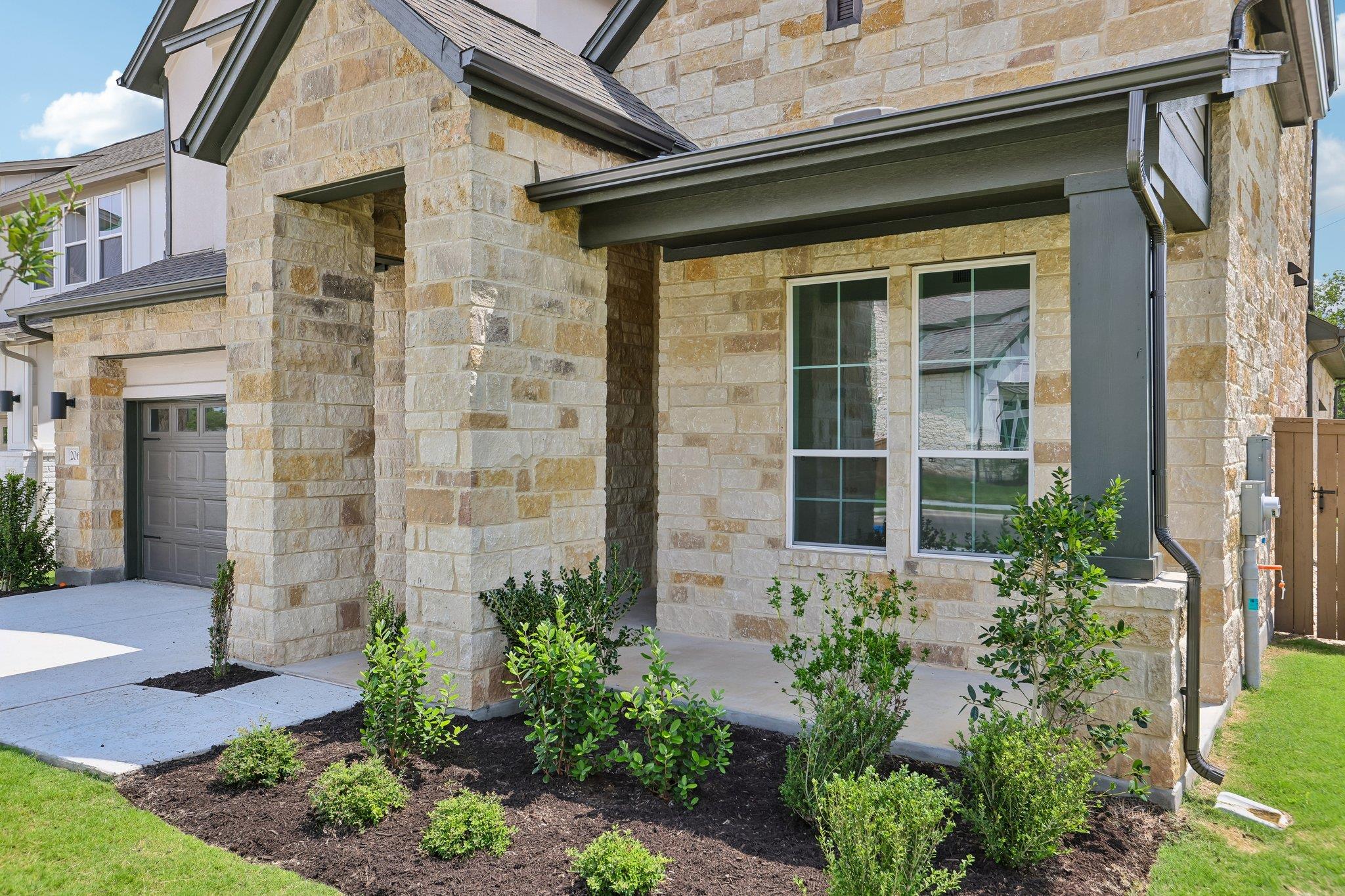 206 San Saba DR, Buda, TX 78610
