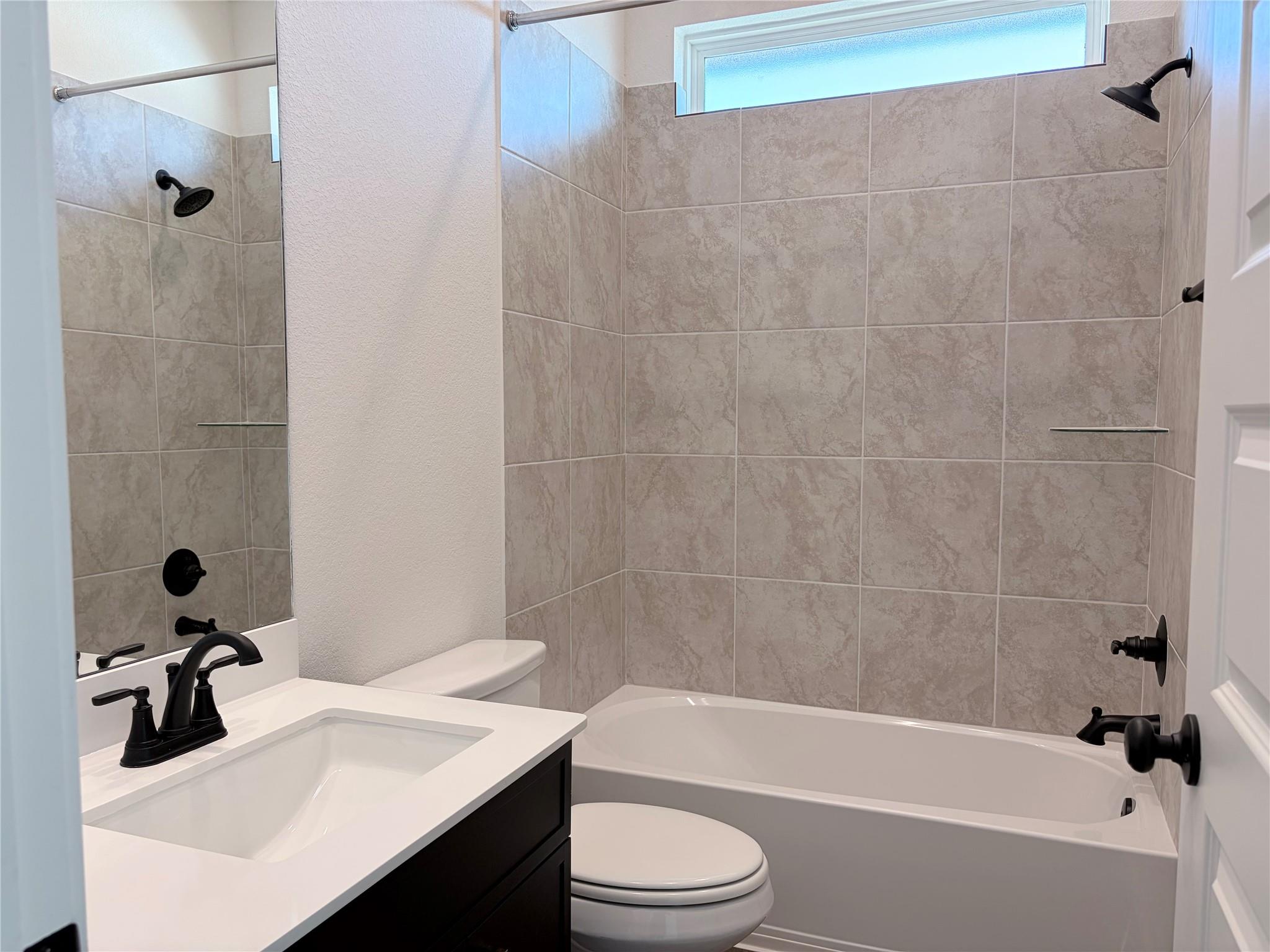 209 West Faulkner ST, Liberty Hill, TX 78642