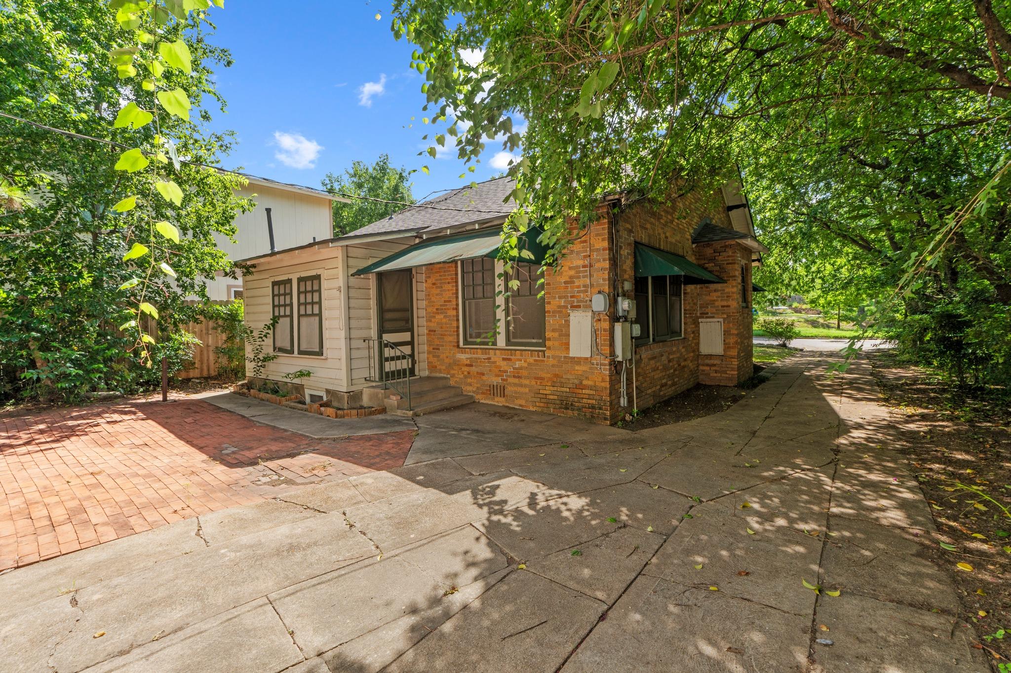 3014 Hemphill Pk, Austin, TX 78705
