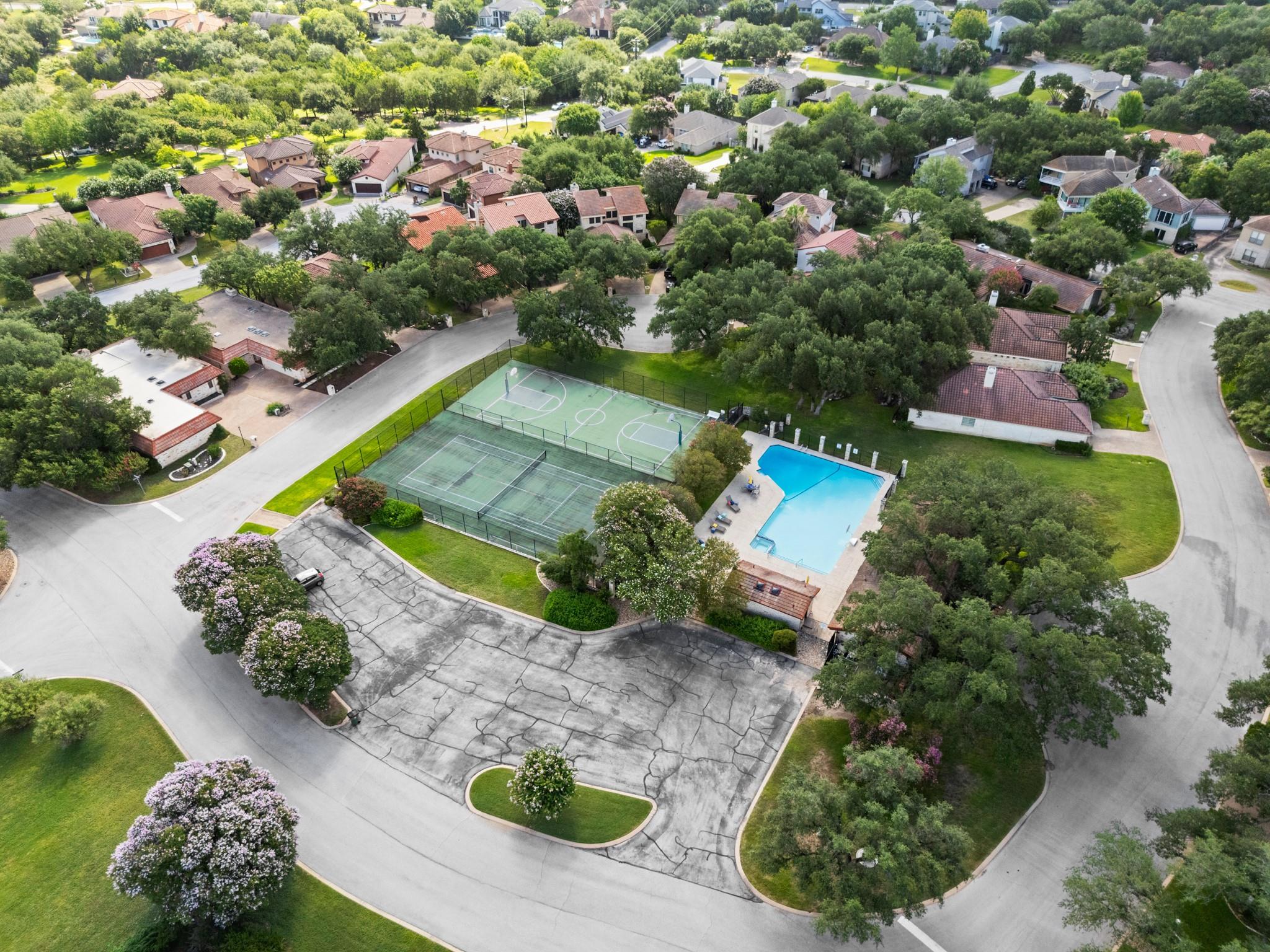209 Crescent BLF, Lakeway, TX 78734