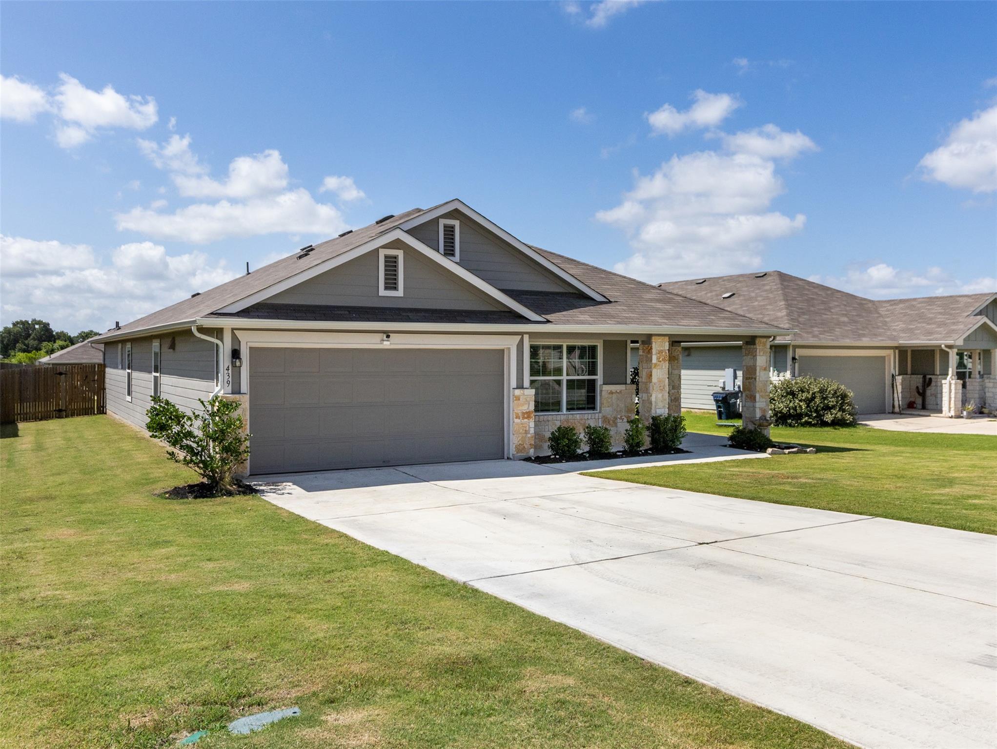 439 Hunter Loop, Bertram, TX 78605