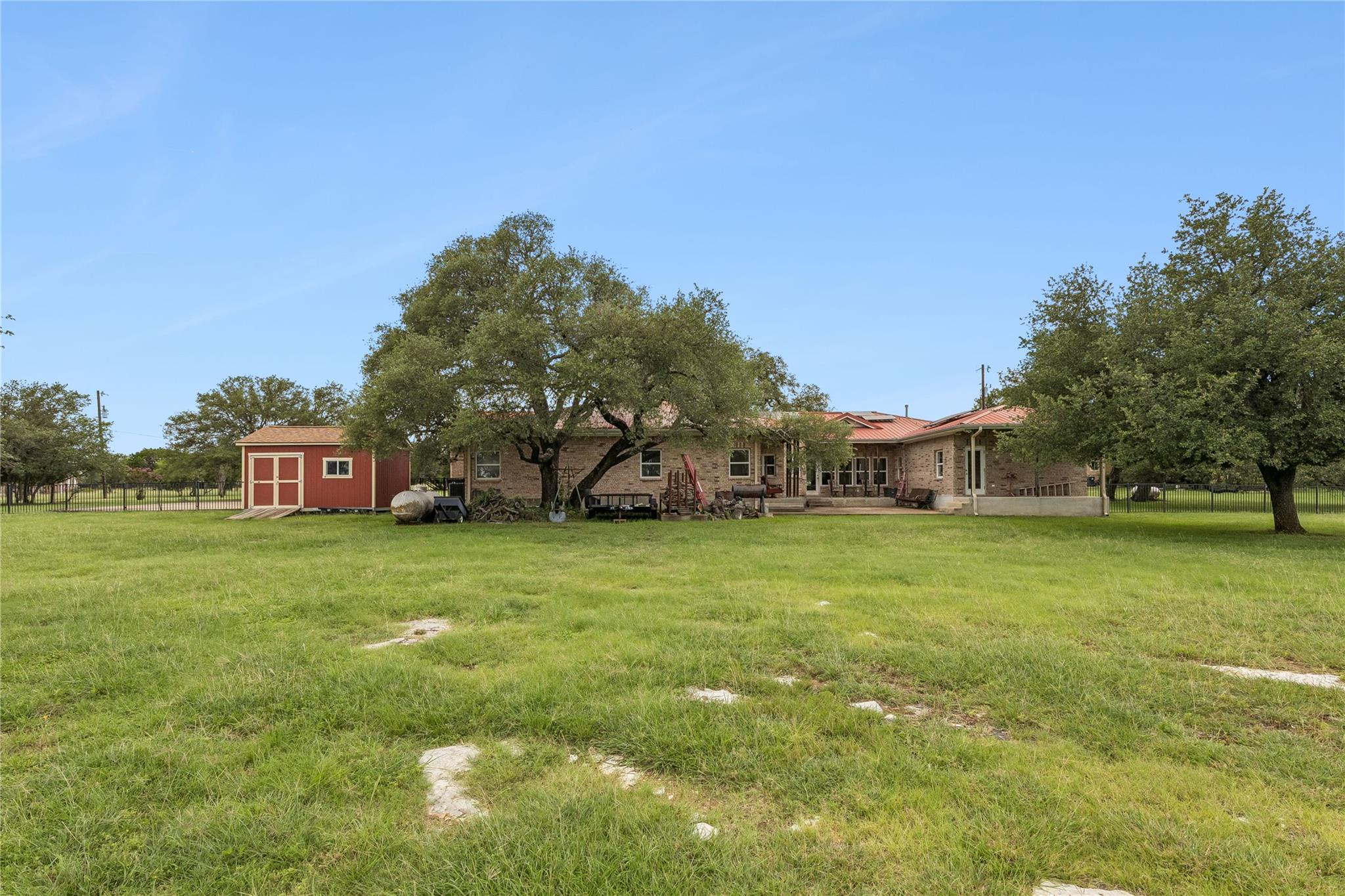 331 Mourning Dove LN, Buda, TX 78610